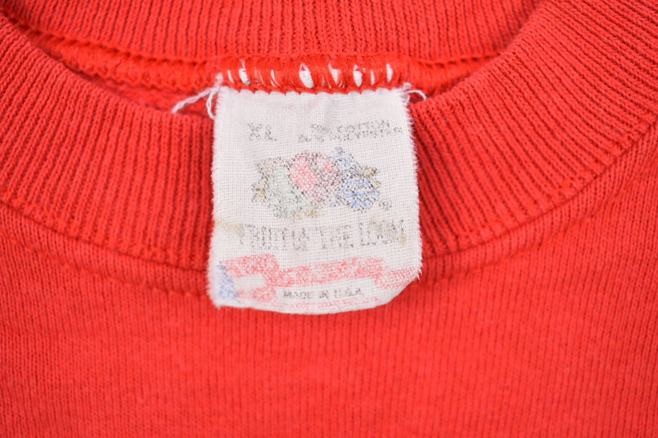 Vintage 1980s Teddy Bear Hug Crewneck Sweatshirt Men's Large - Image 4