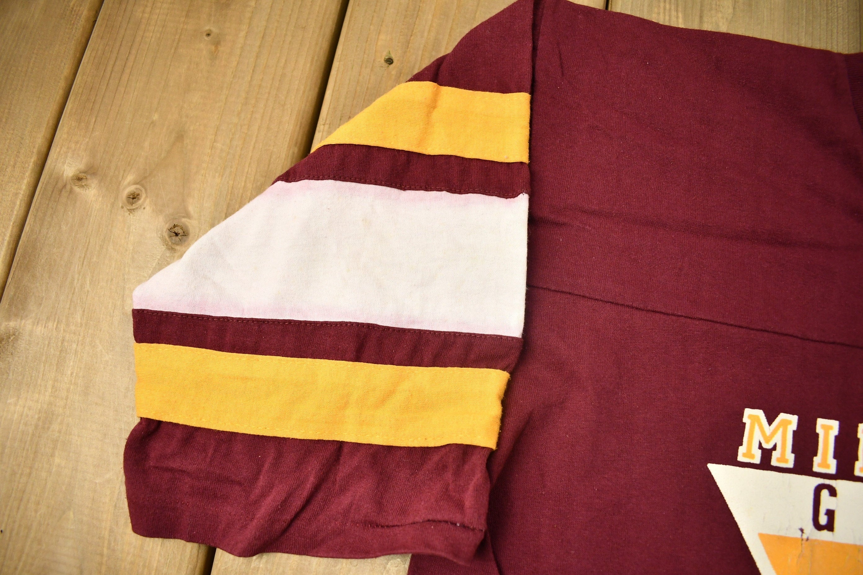 Vintage 1980s University of Minnesota Golden Gophers Collegiate T-Shirt Men's Large - Image 4