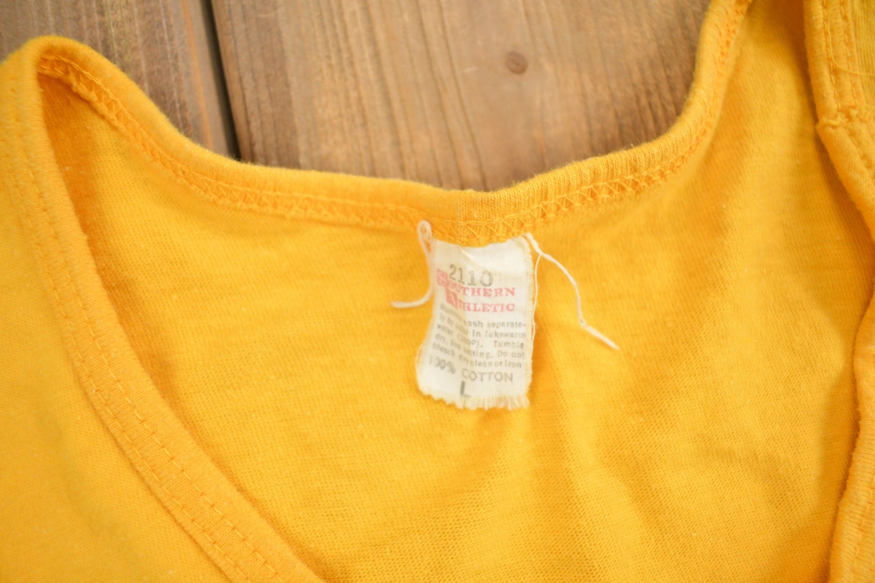 Vintage 1980s Wheeling College Tank Top Shirt Men's Medium - Image 5