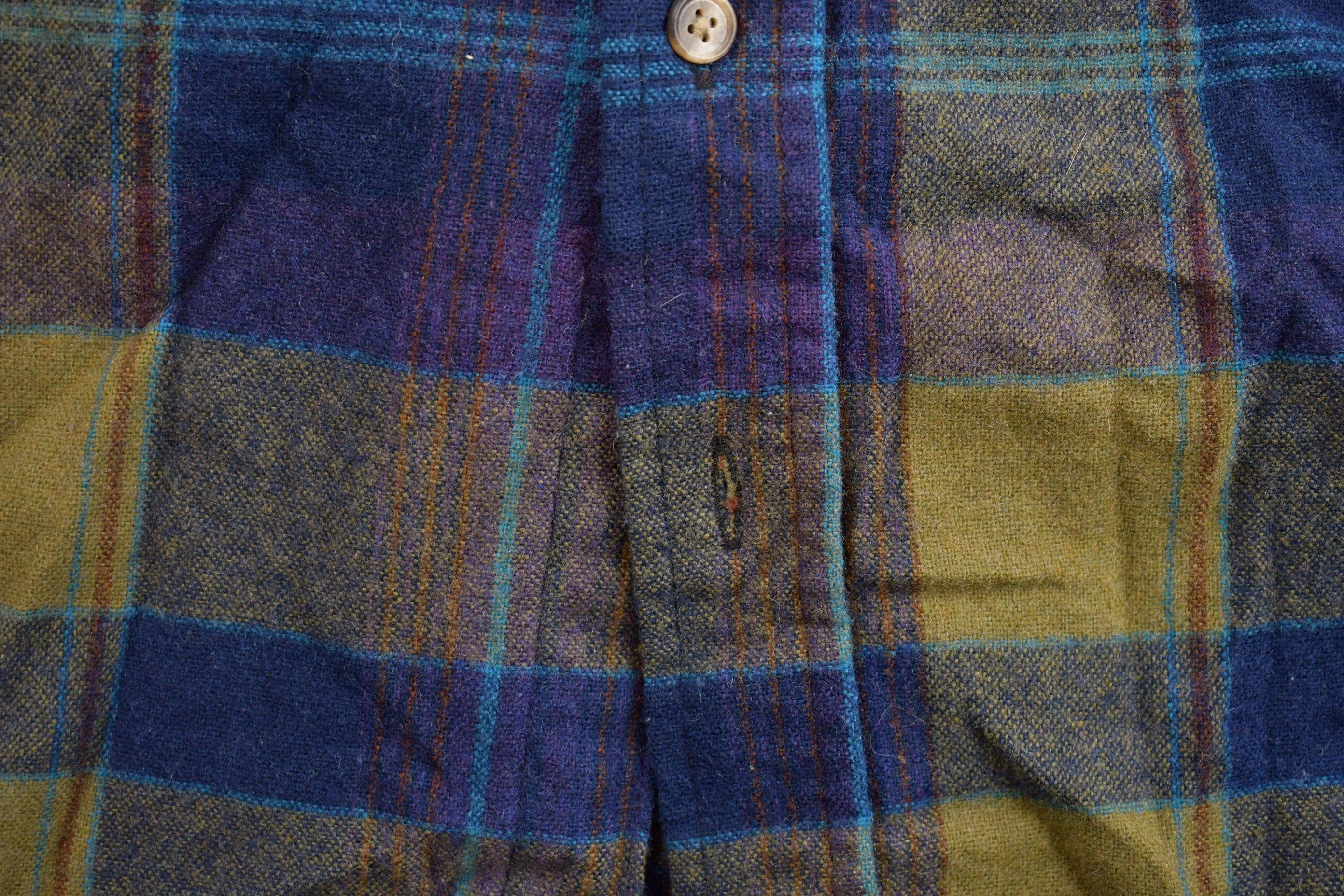 Vintage 1980s Woolrich Blue Plaid Wool Shacket Men's Medium - Image 4