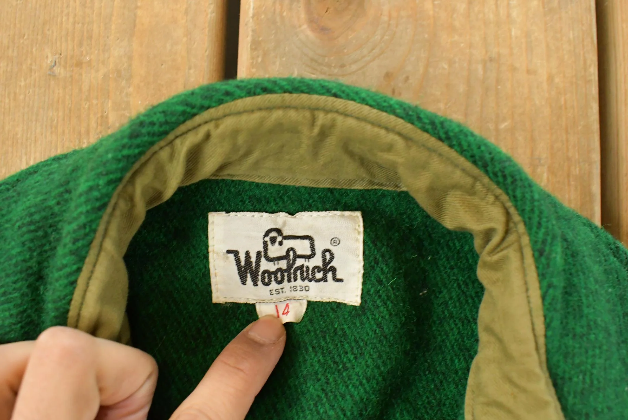 Vintage 1980s Woolrich Flannel Button Up Shirt Shacket Men's Small - Image 5