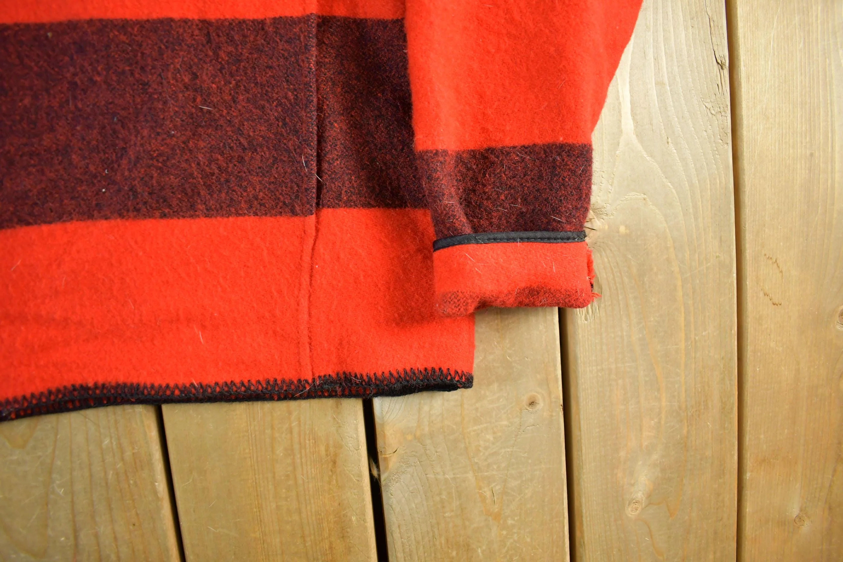 Vintage 1980s Woolrich Wool Henley Sweater Men's Medium - Image 3