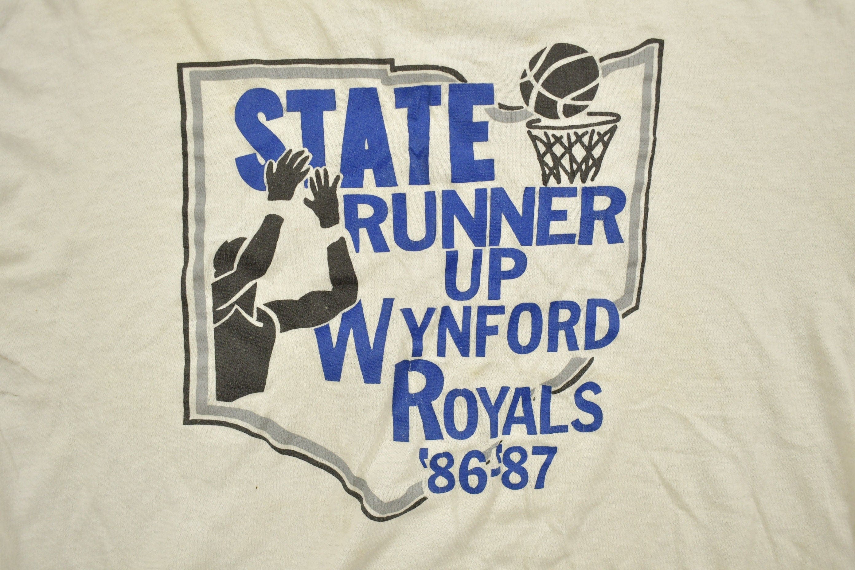 Vintage 1980s Wynford Royals Basketball Graphic T-Shirt Men's Medium - Image 3