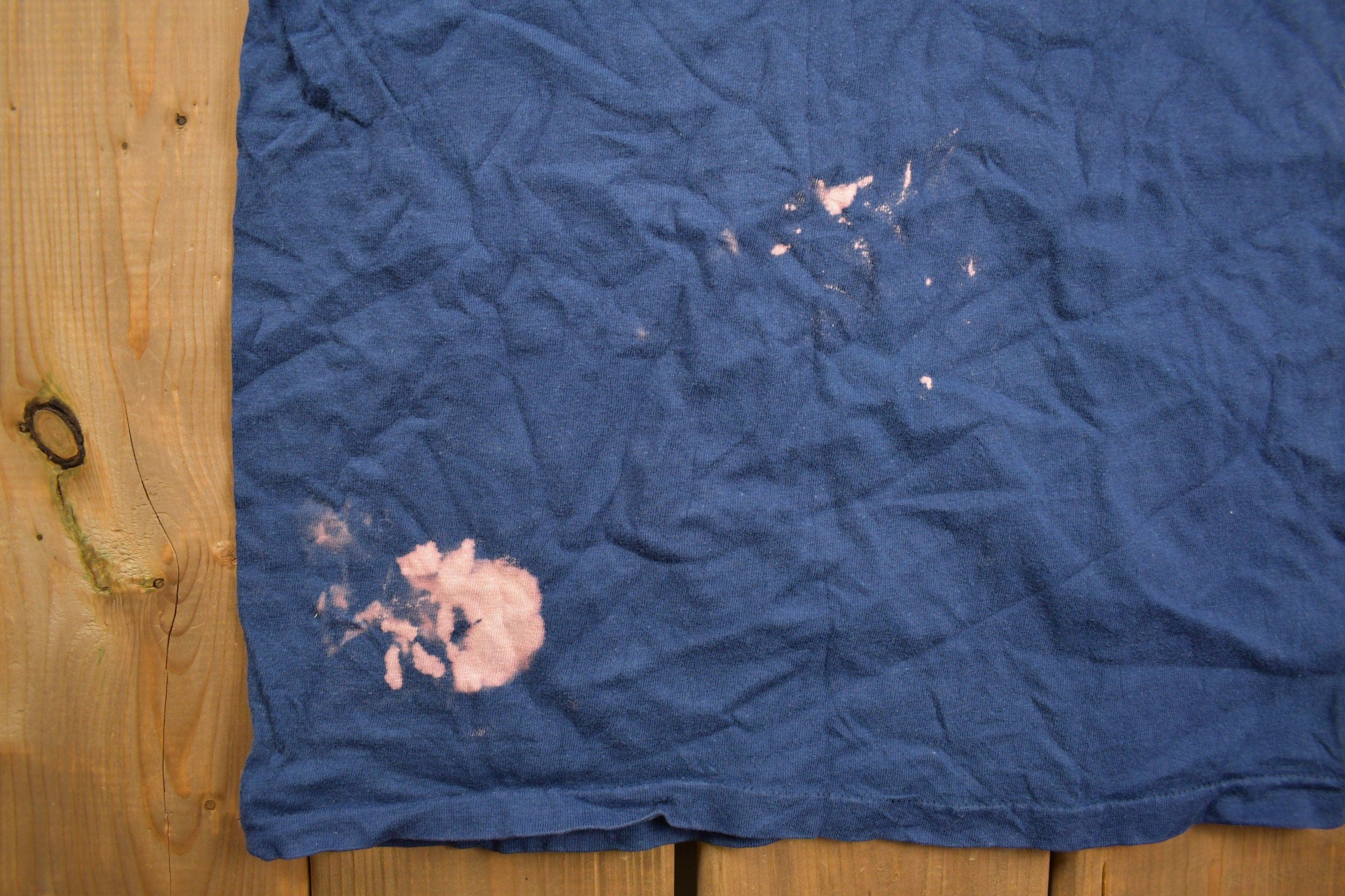 Vintage 1981 Pilot Uniform Graphic T Shirt Single Stitch Men's XS - Image 4