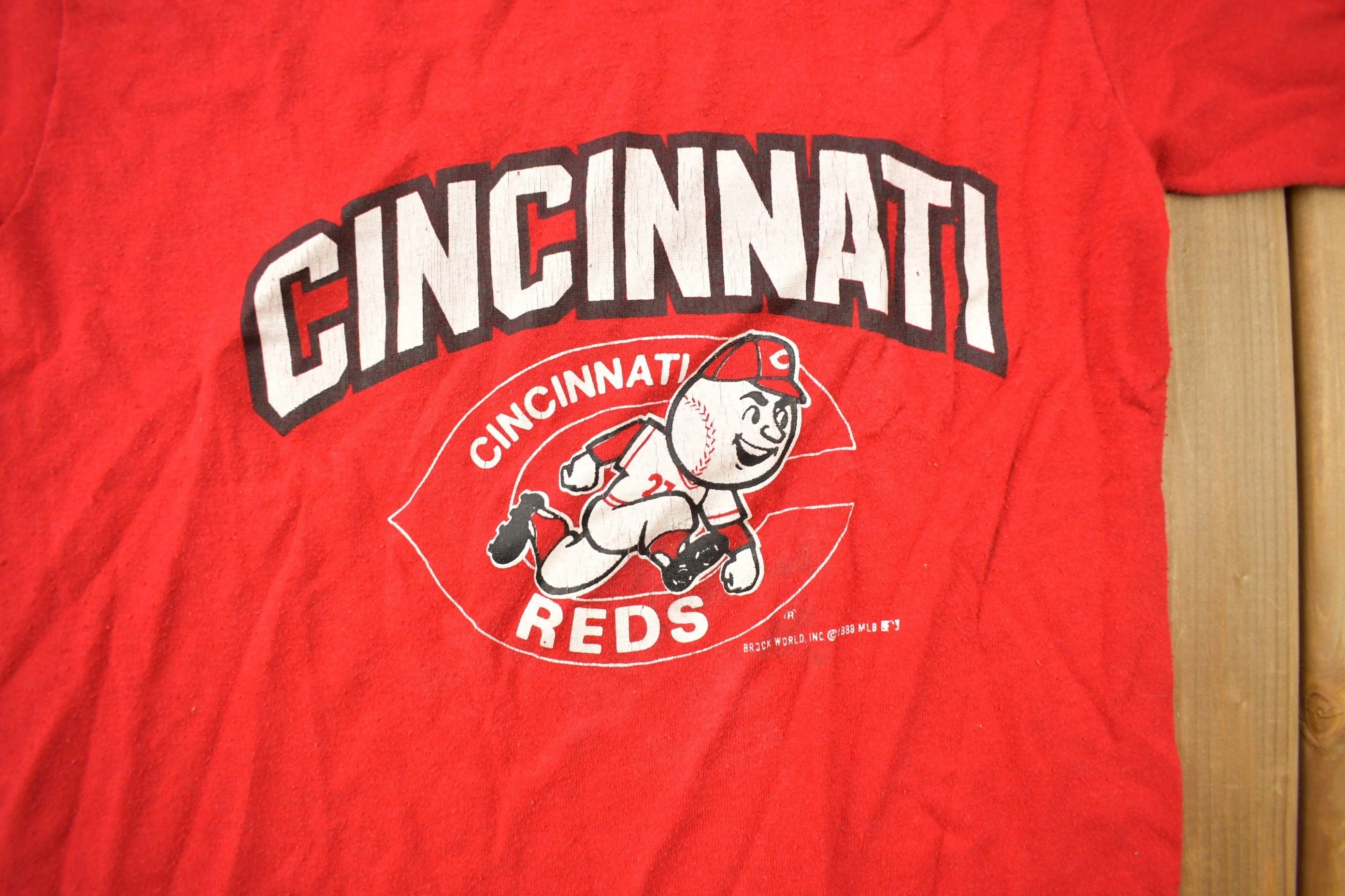 Vintage 1988 Cincinnati Reds MLB Graphic T-Shirt Youth M - Image 3