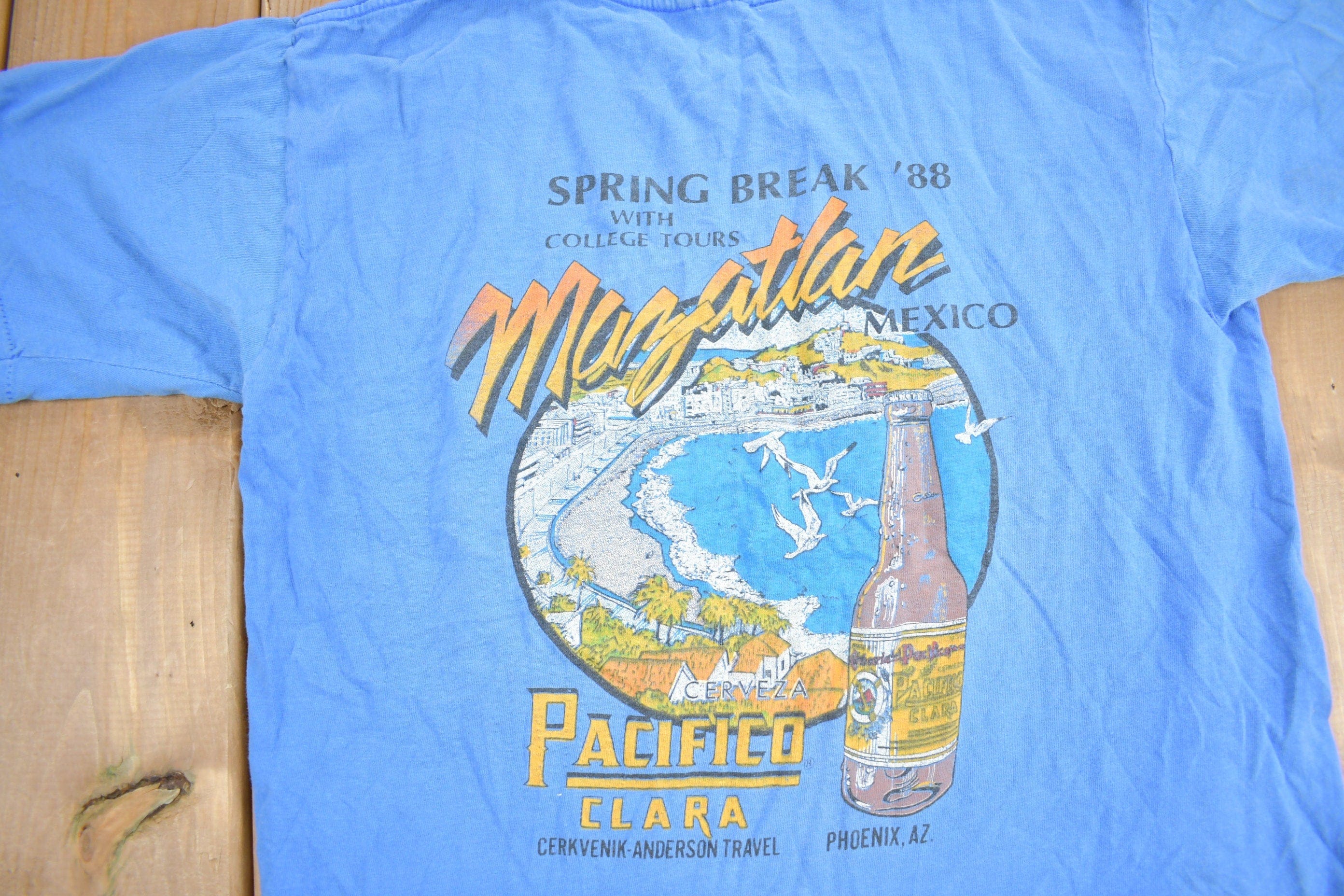 Vintage 1988 Mazatlan College Tours Souvenir T Shirt Men's Medium - Image 4