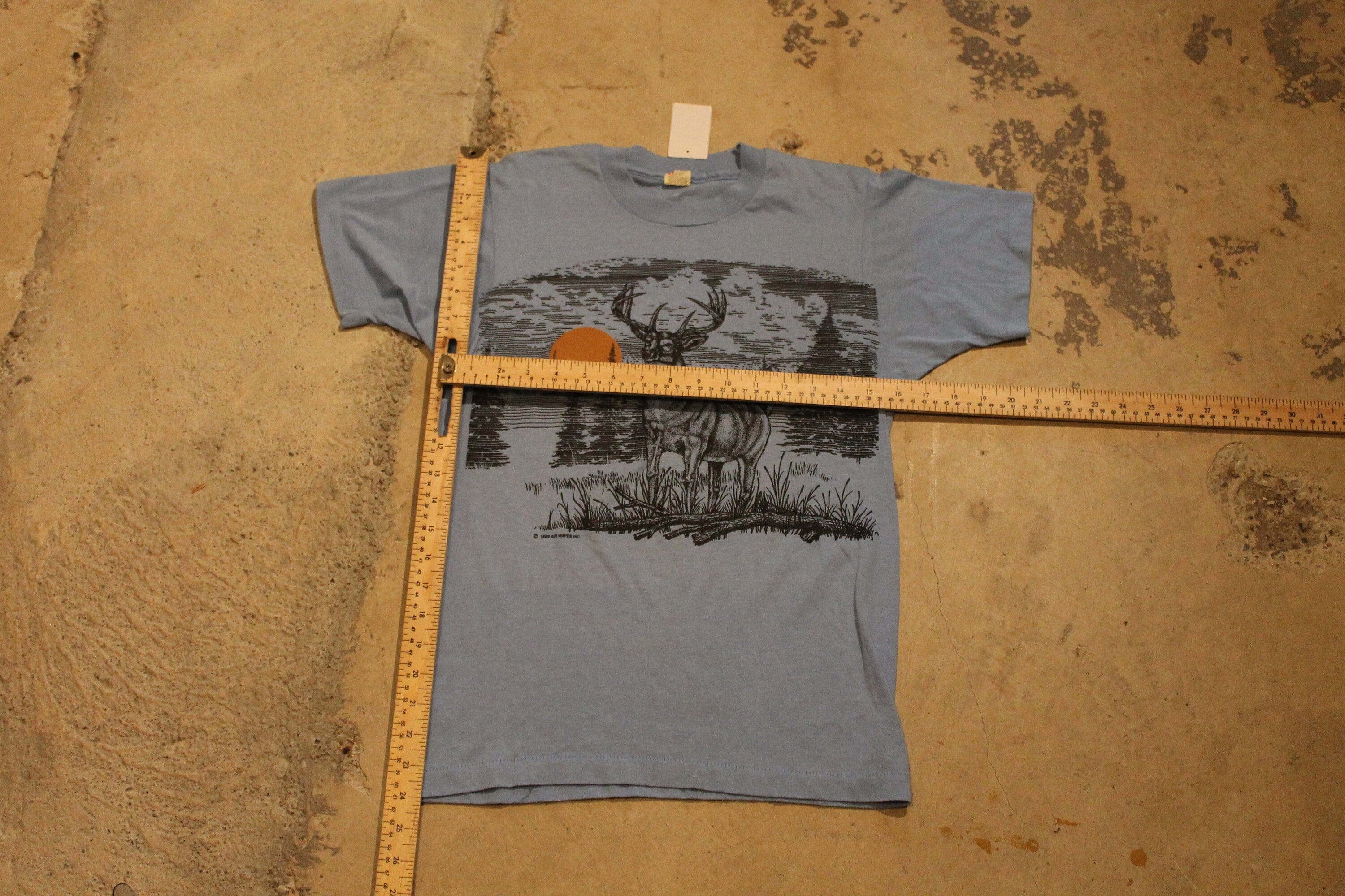 Vintage 1989 Deer Theme Graphic T Shirt Men's S - Image 4
