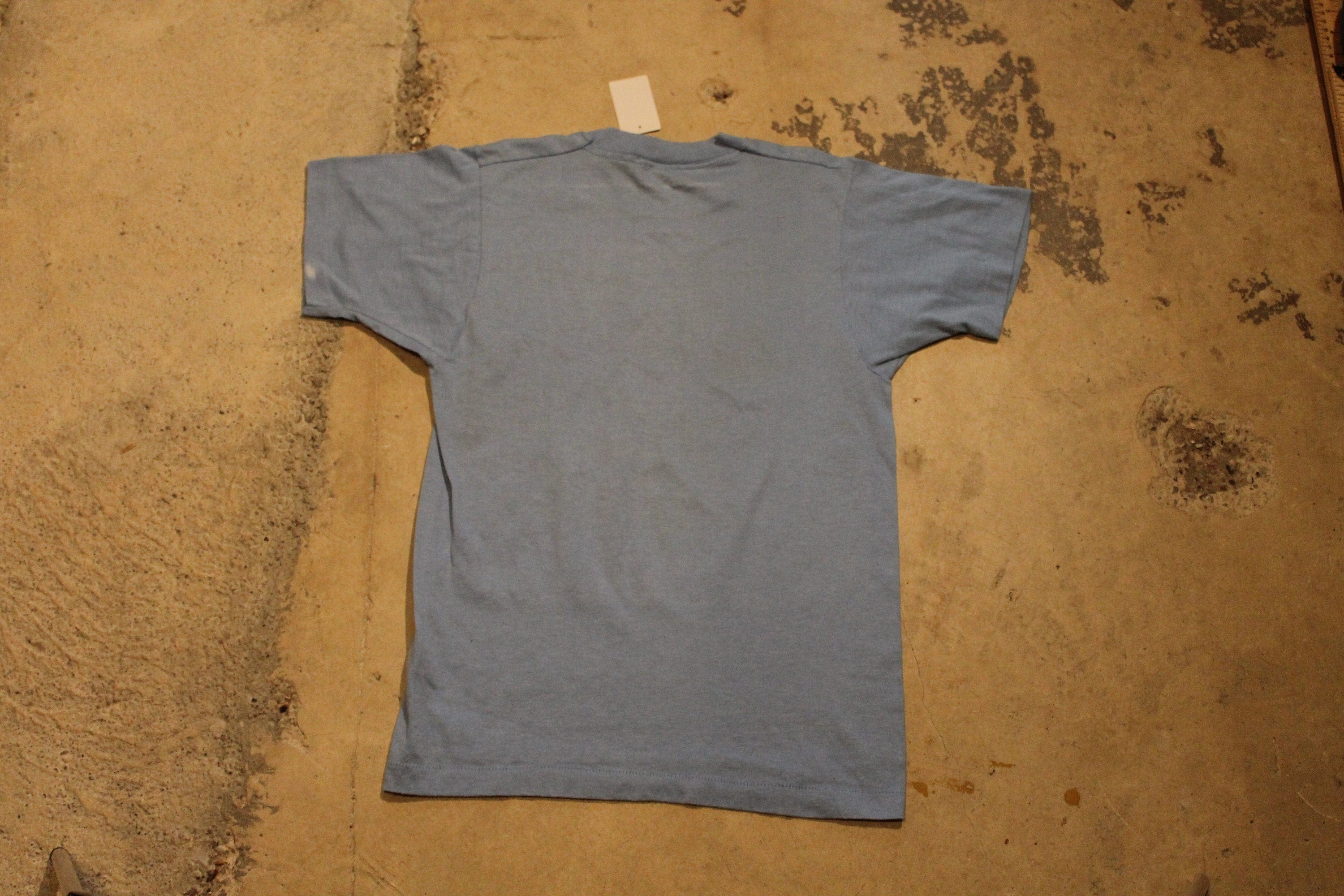 Vintage 1989 Deer Theme Graphic T Shirt Men's S - Image 5