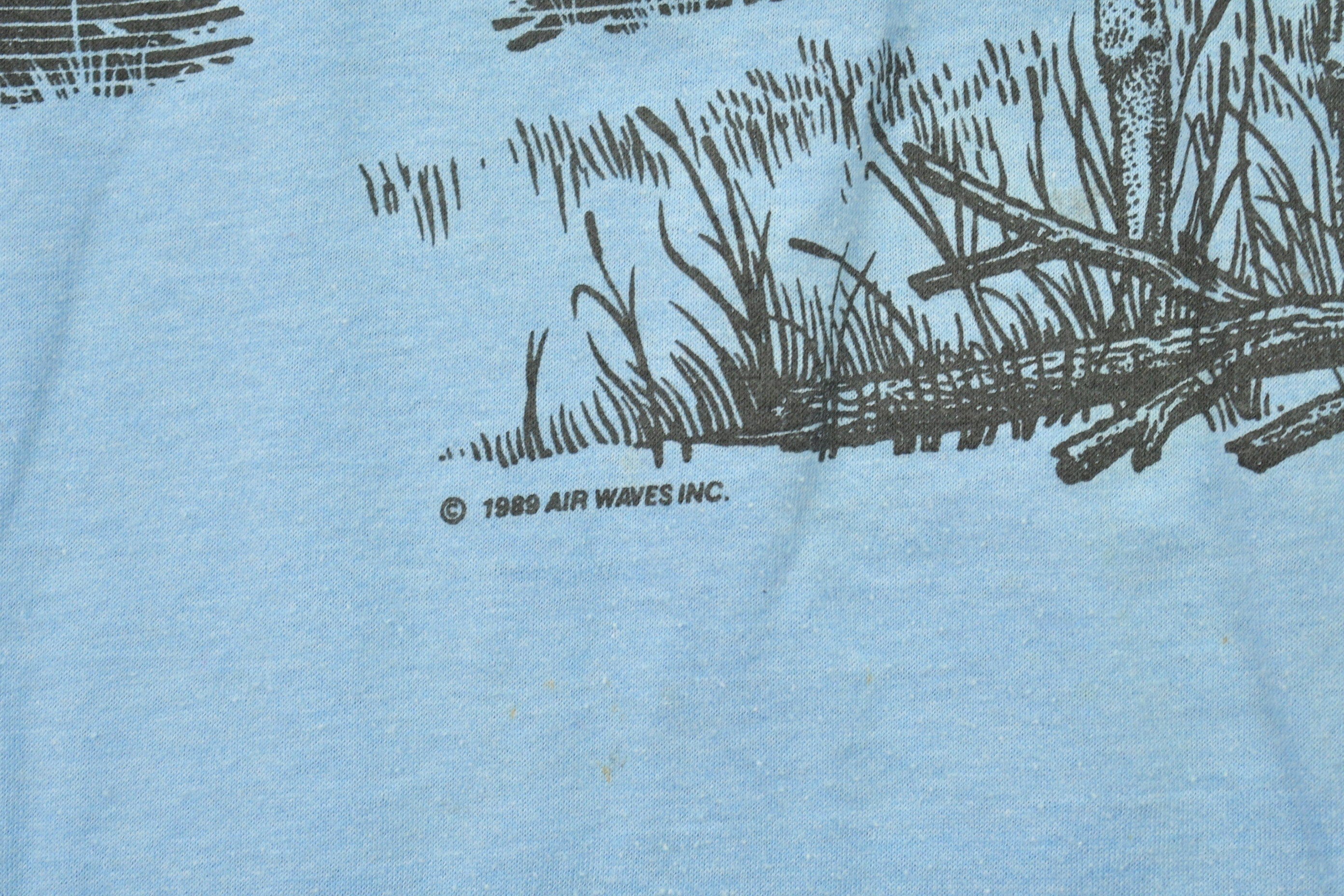 Vintage 1989 Deer Theme Graphic T Shirt Men's S - Image 6