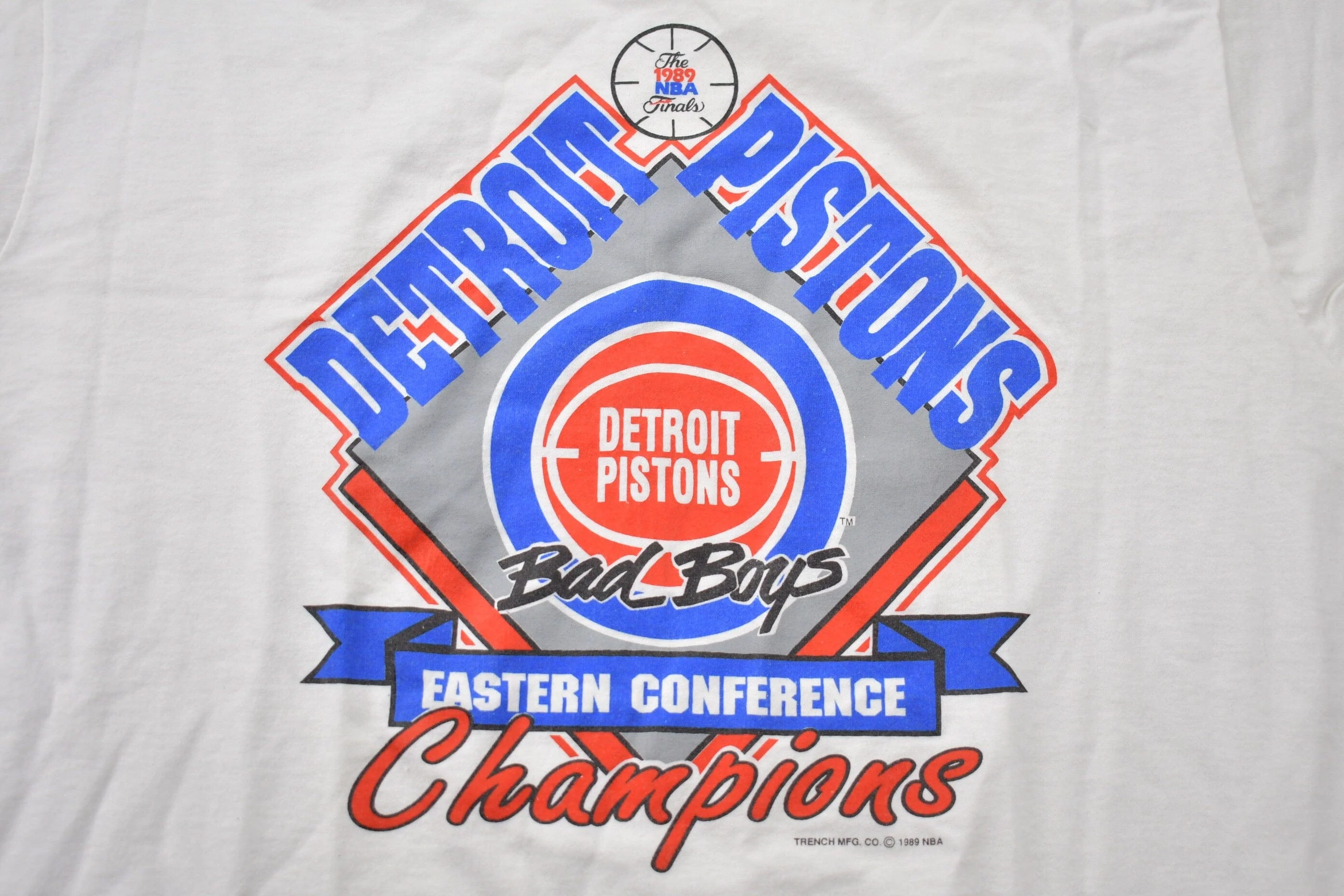 Vintage 1989 Detroit Pistons NBA Eastern Conference Champions Graphic T-Shirt Men's Large - Image 3