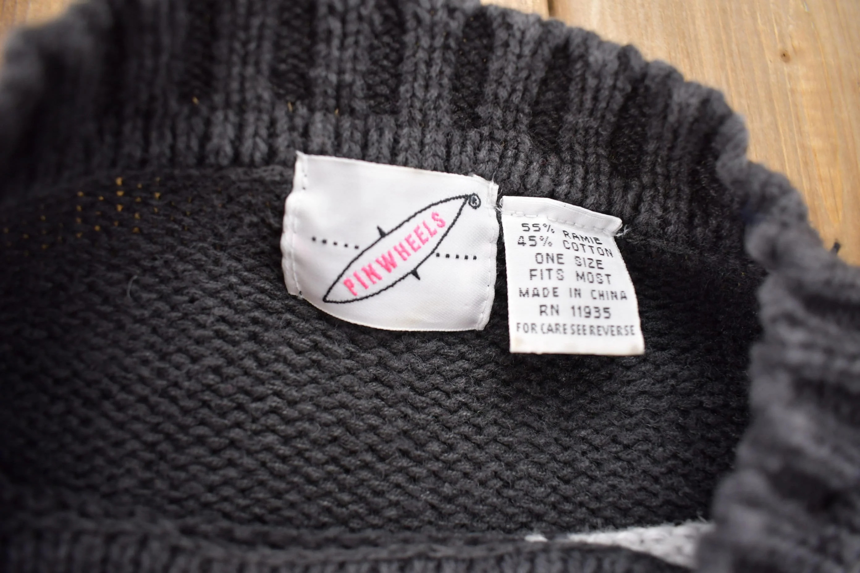 Vintage 1990s 100% Pinwheels Wool Knit Sweater - Image 8