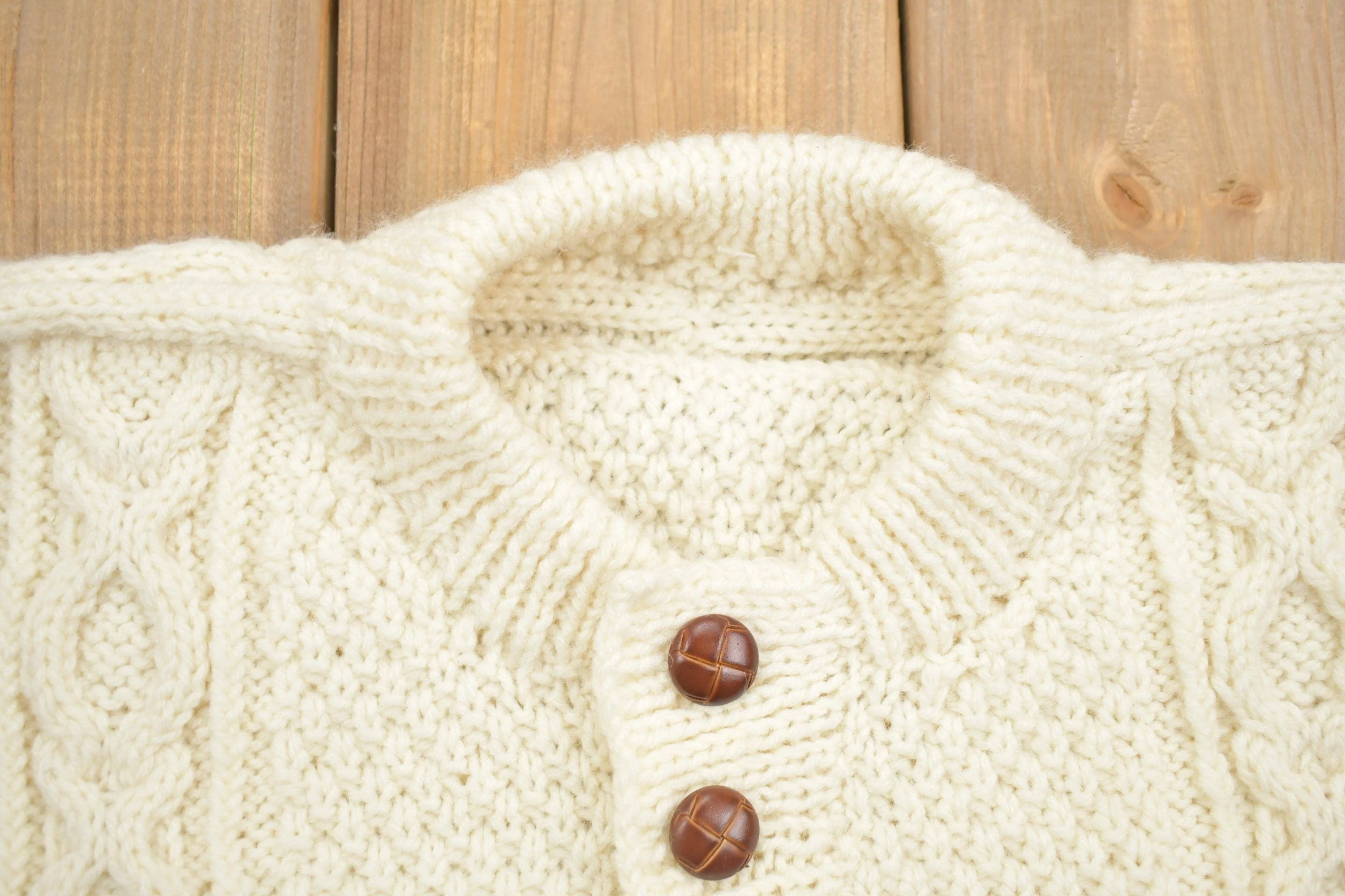 Vintage 1990s 3D Cable Knit Button Up Wool Sweater Women's M - Image 3