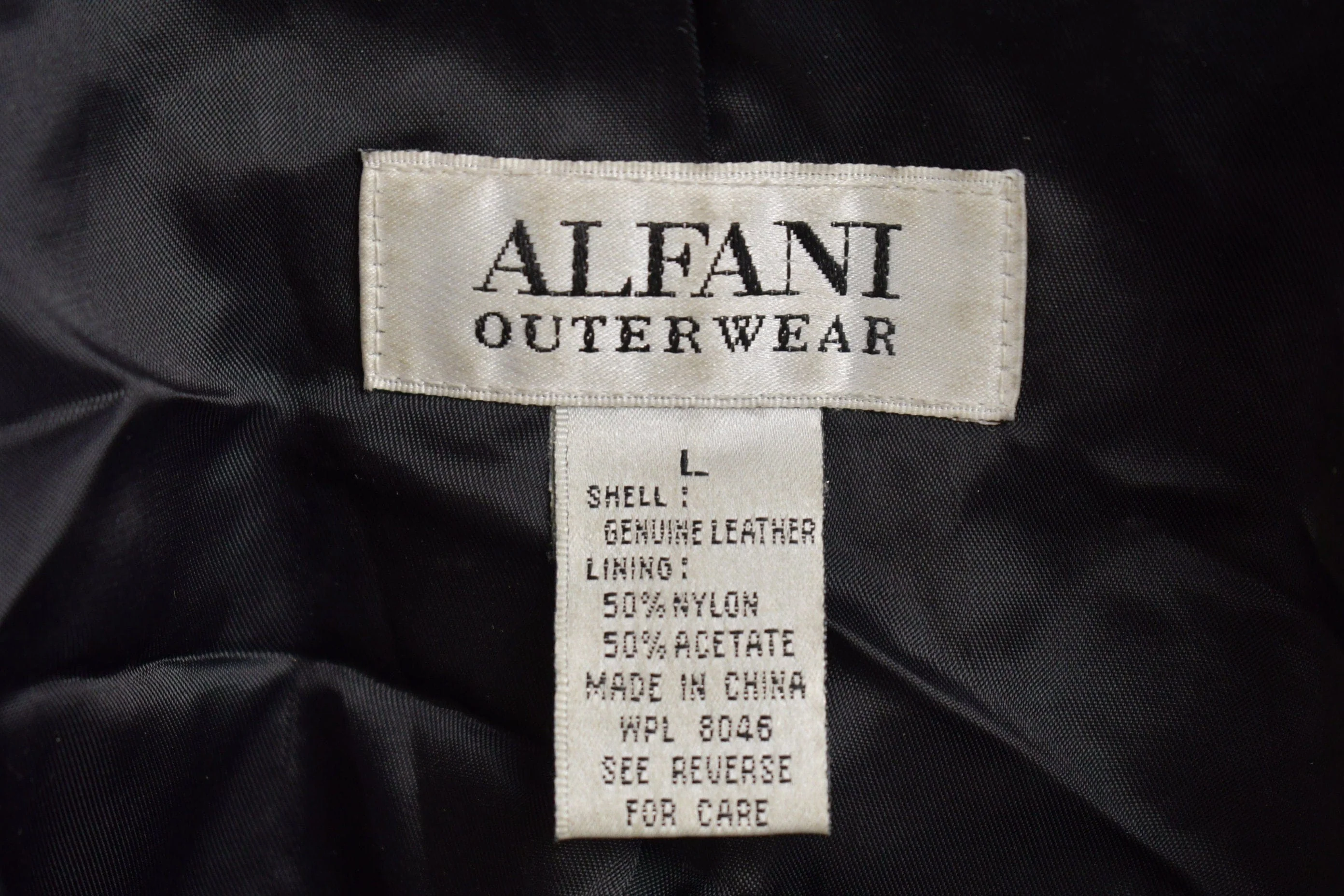 Vintage 1990s Alfani Full Length Black Leather Trench Coat Men's Large - Image 4