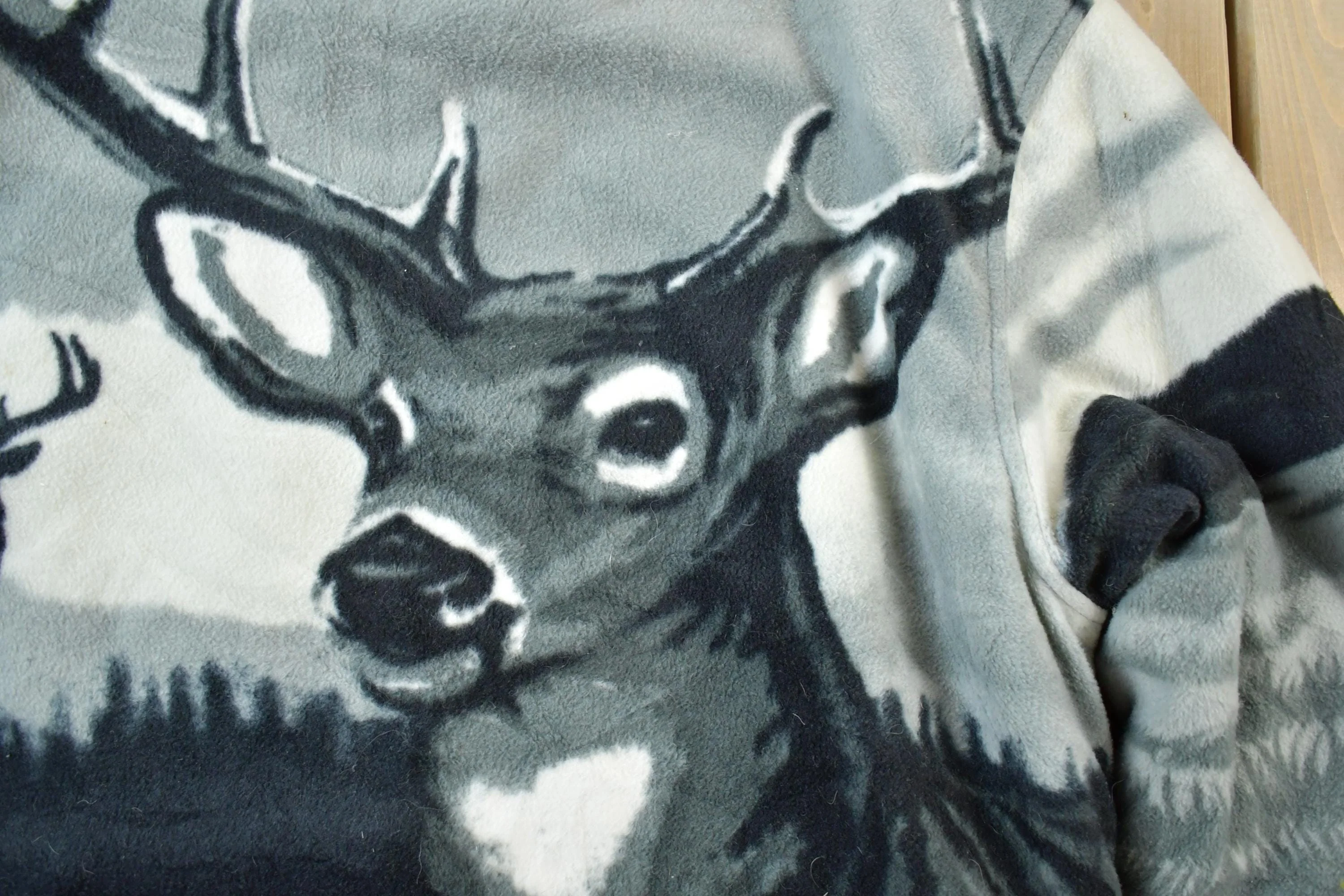 Vintage 1990s All Over Print Big Buck Deer Fleece Sweater Men's 2XL - Image 6