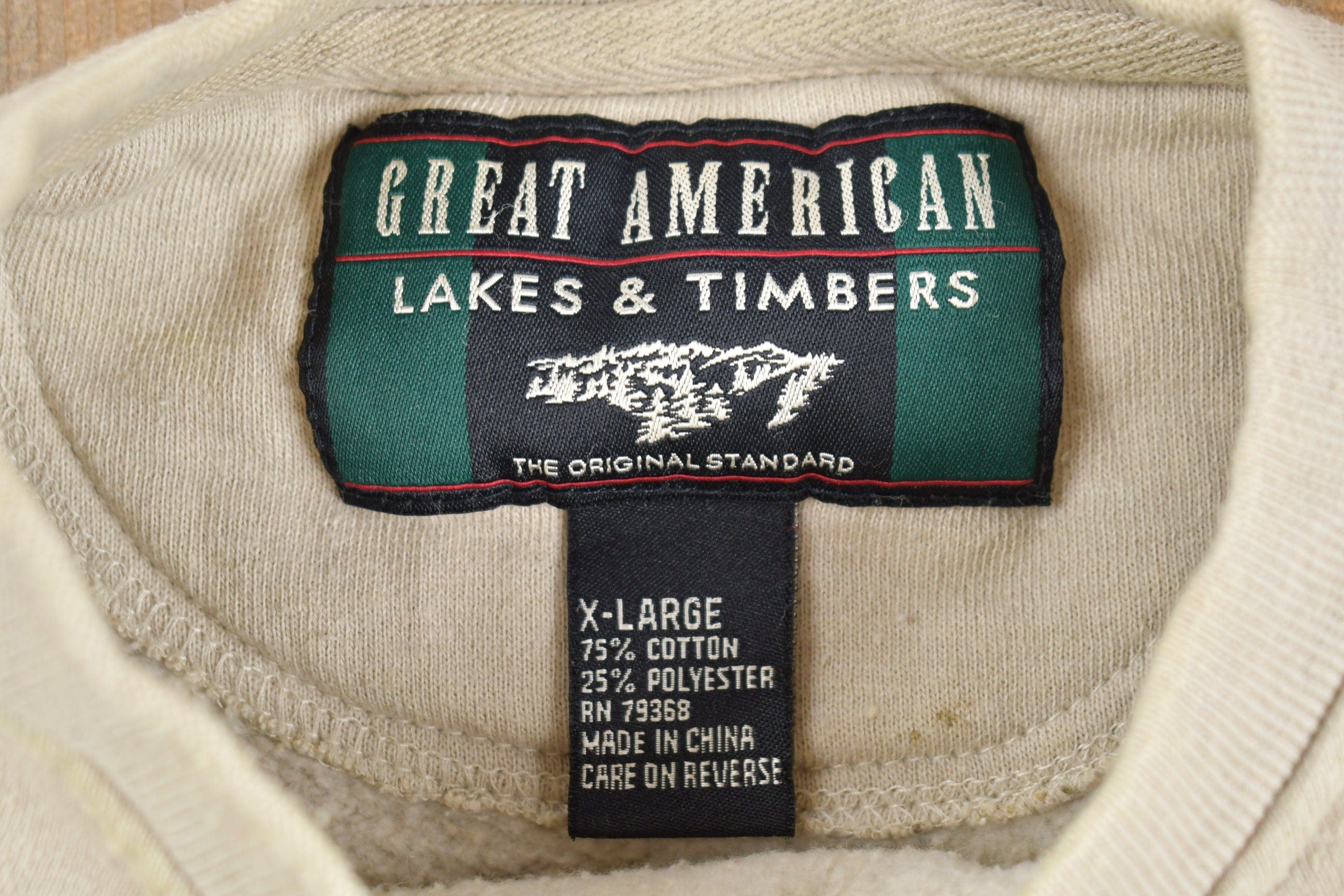 Vintage 1990s American Wilderness Bass Embroidered Crewneck Sweatshirt Men's XL - Image 4