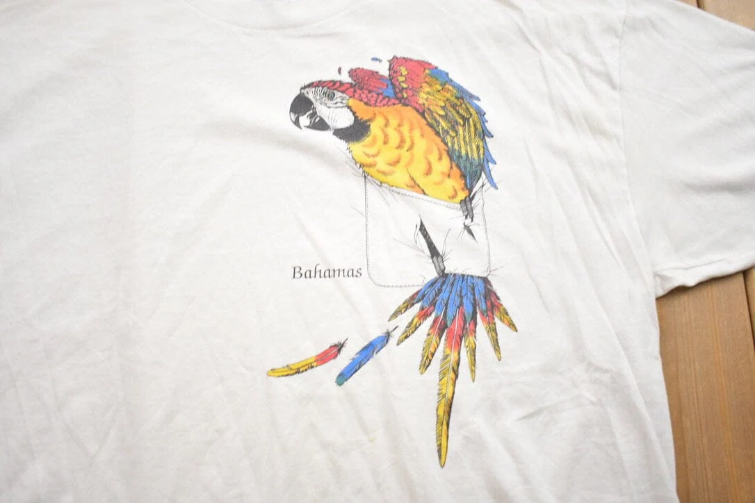 Vintage 1990s Bahamas Parrot Bird Theme Graphic T-Shirt Men's 2XL - Image 3