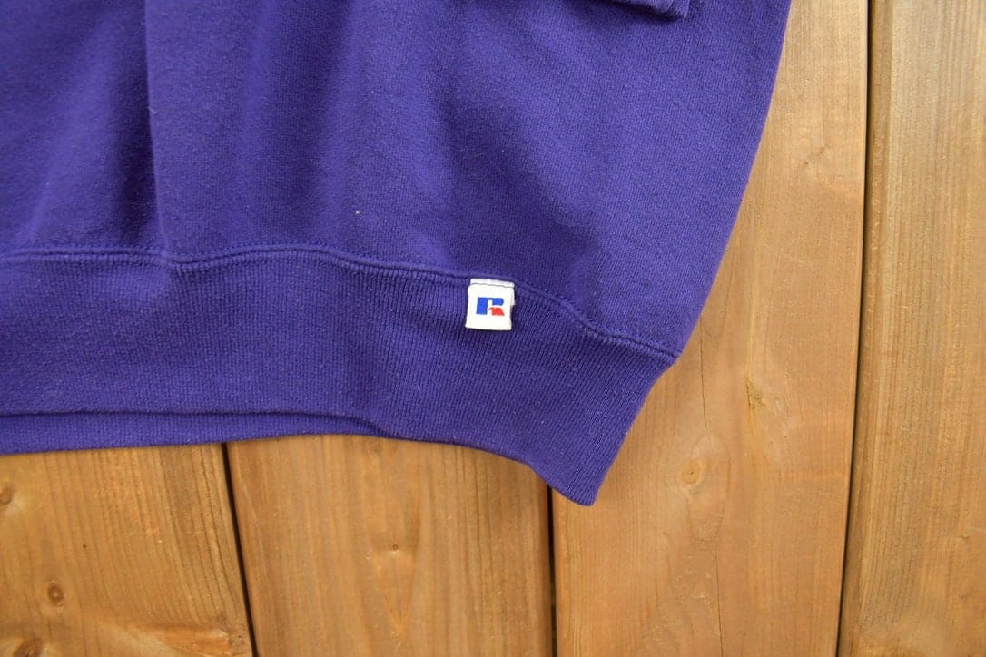 Vintage 1990s BC Central Colligate Athletic Russell Crewneck Sweatshirt Men's 2XL - Image 4