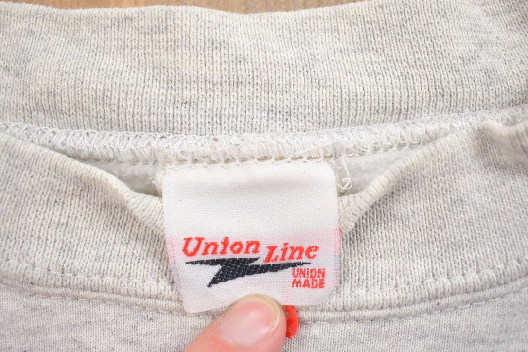 Vintage 1990s BCTGM Number 19 Union Canada Crewneck Sweatshirt Men's XL - Image 3