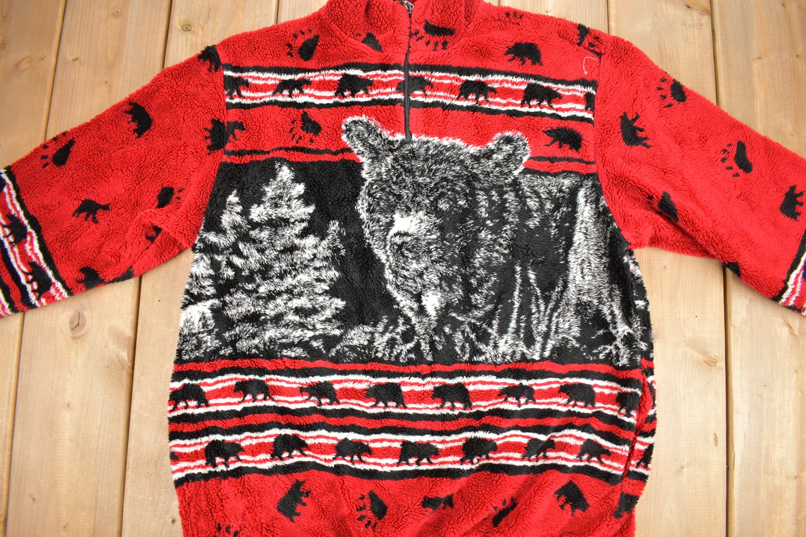 Vintage 1990s Bear & Wilderness Theme All Over Print Fleece Sweater Men's M - Image 3