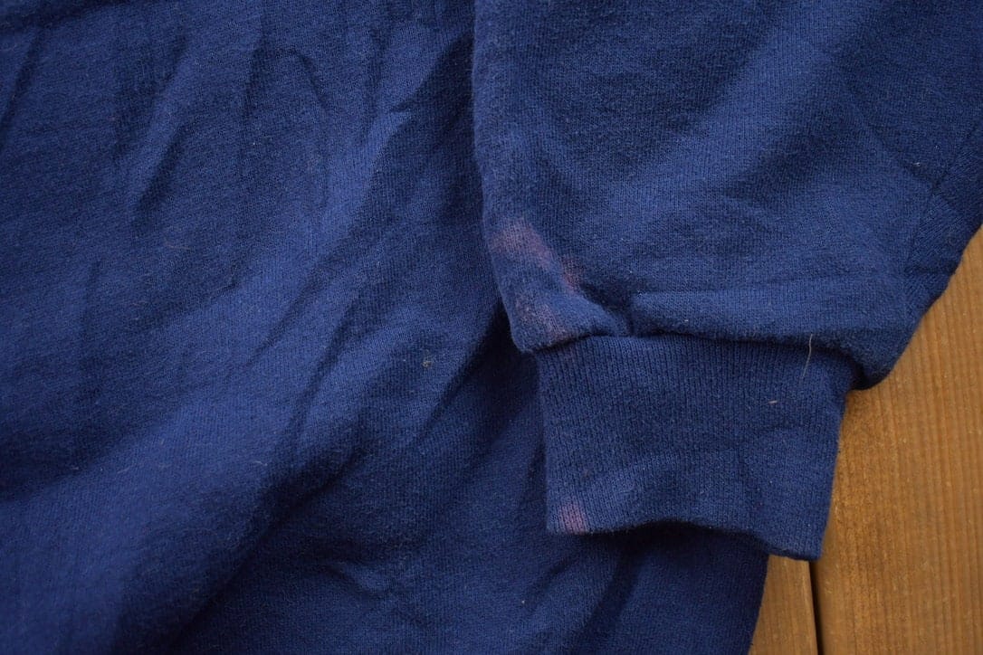 Vintage 1990s Blank Navy Blue Crewneck Sweatshirt Men's Medium - Image 5