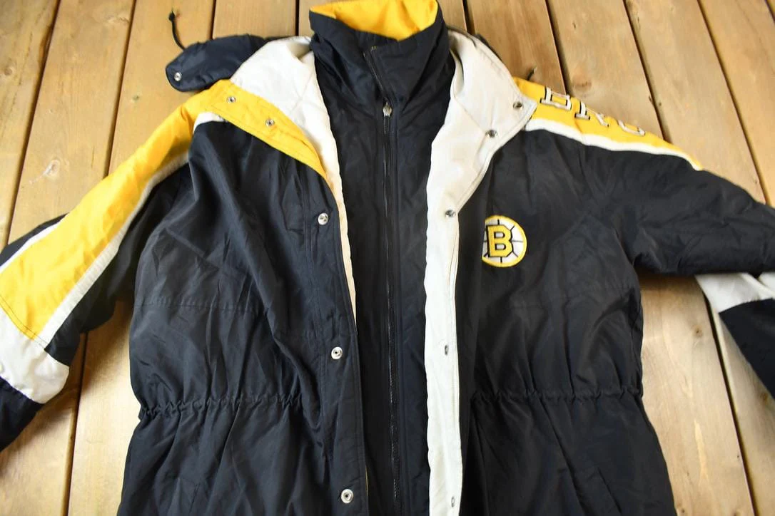 Vintage 1990s Boston Bruins NHL Starter Jacket Men's Large - Image 3