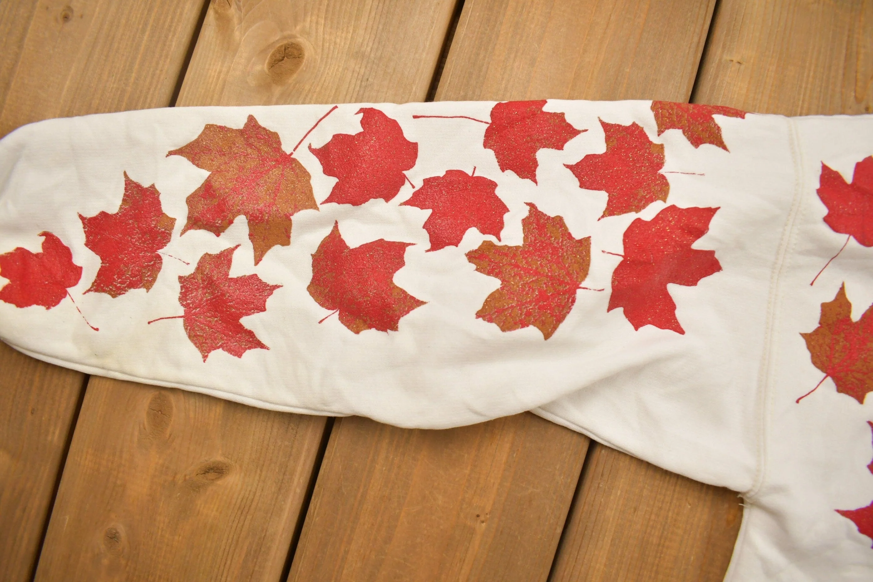 Vintage 1990s Canada Maple Leaf Turtleneck Sweatshirt Men's Large - Image 4