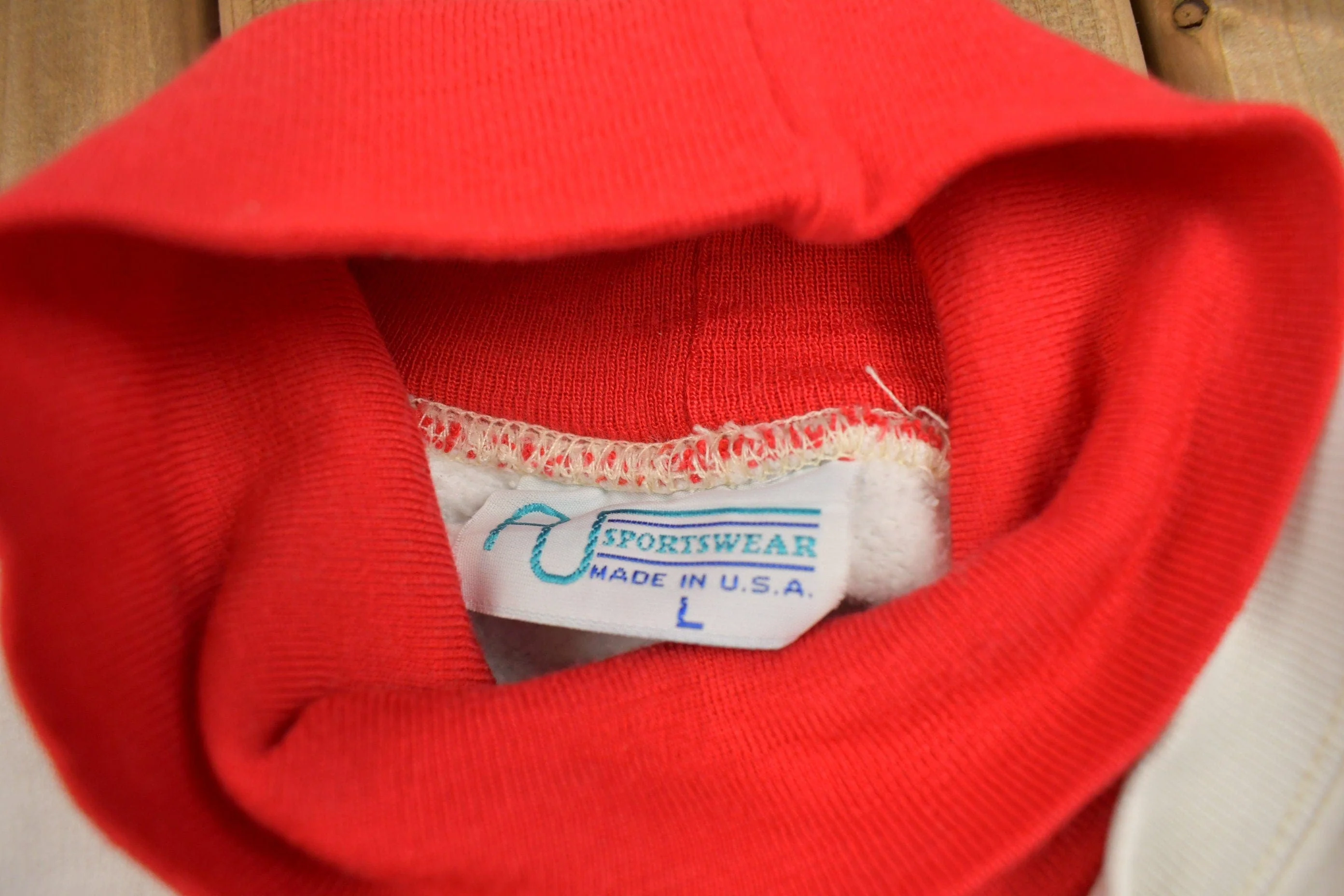 Vintage 1990s Canada Maple Leaf Turtleneck Sweatshirt Men's Large - Image 5