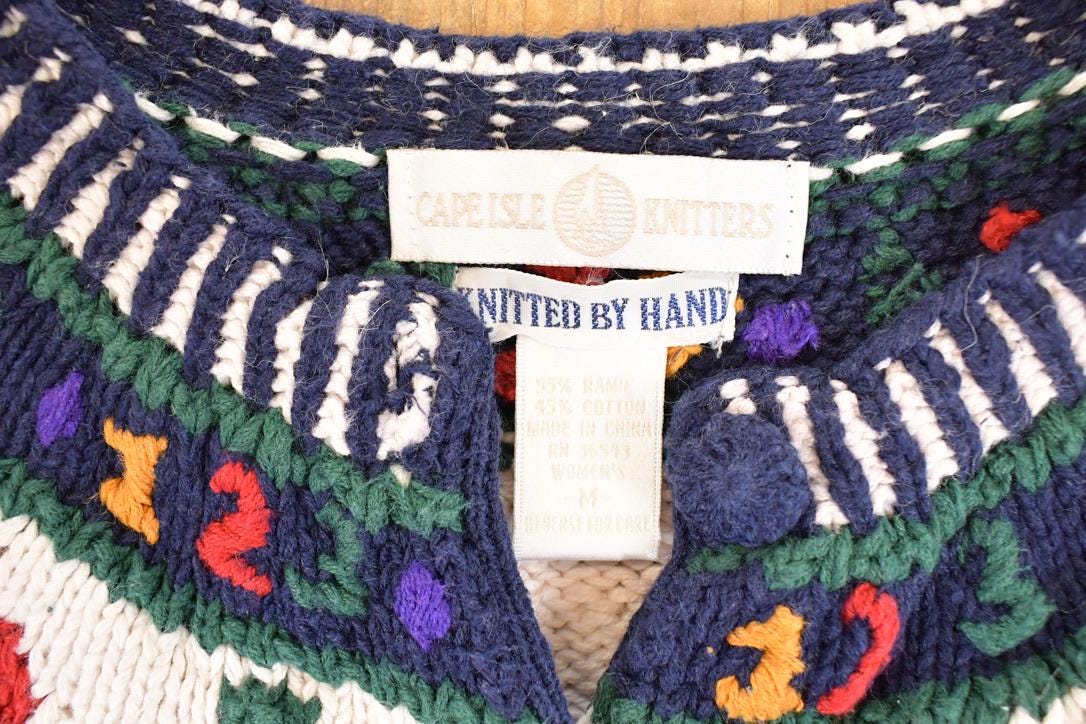Vintage 1990s Cape Isle Knitters Apple Hand Knit Cardigan Sweater Women's L - Image 3