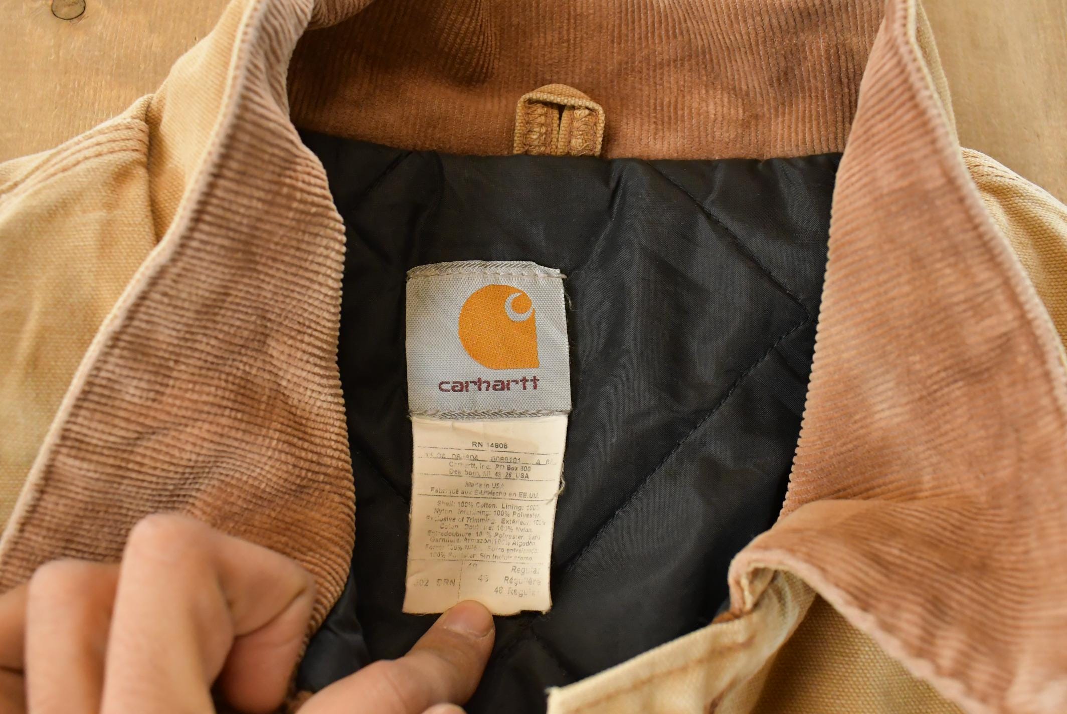 Vintage 1990s Carhartt Arctic Quilt Lined Distressed Jacket Men's XL - Image 7