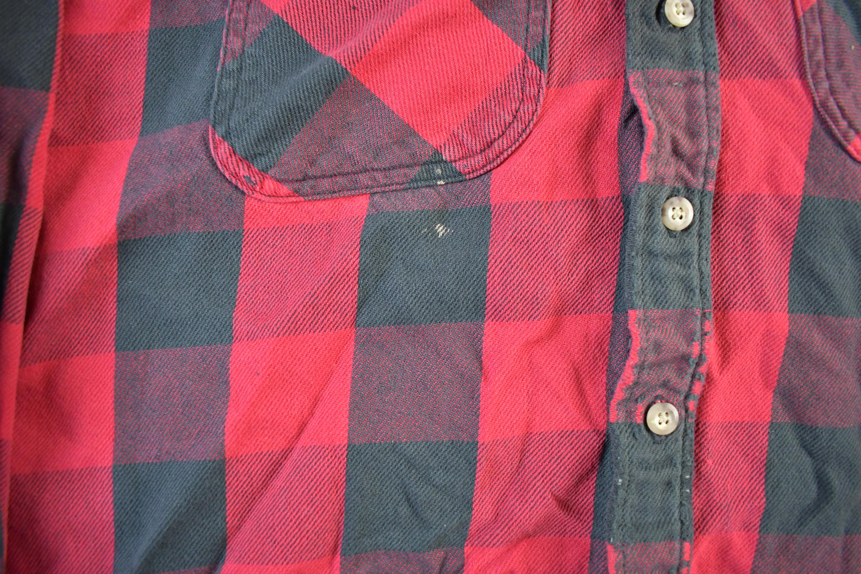 Vintage 1990s Carhartt Plaid Button Up Flannel Shirt Men's XL - Image 4