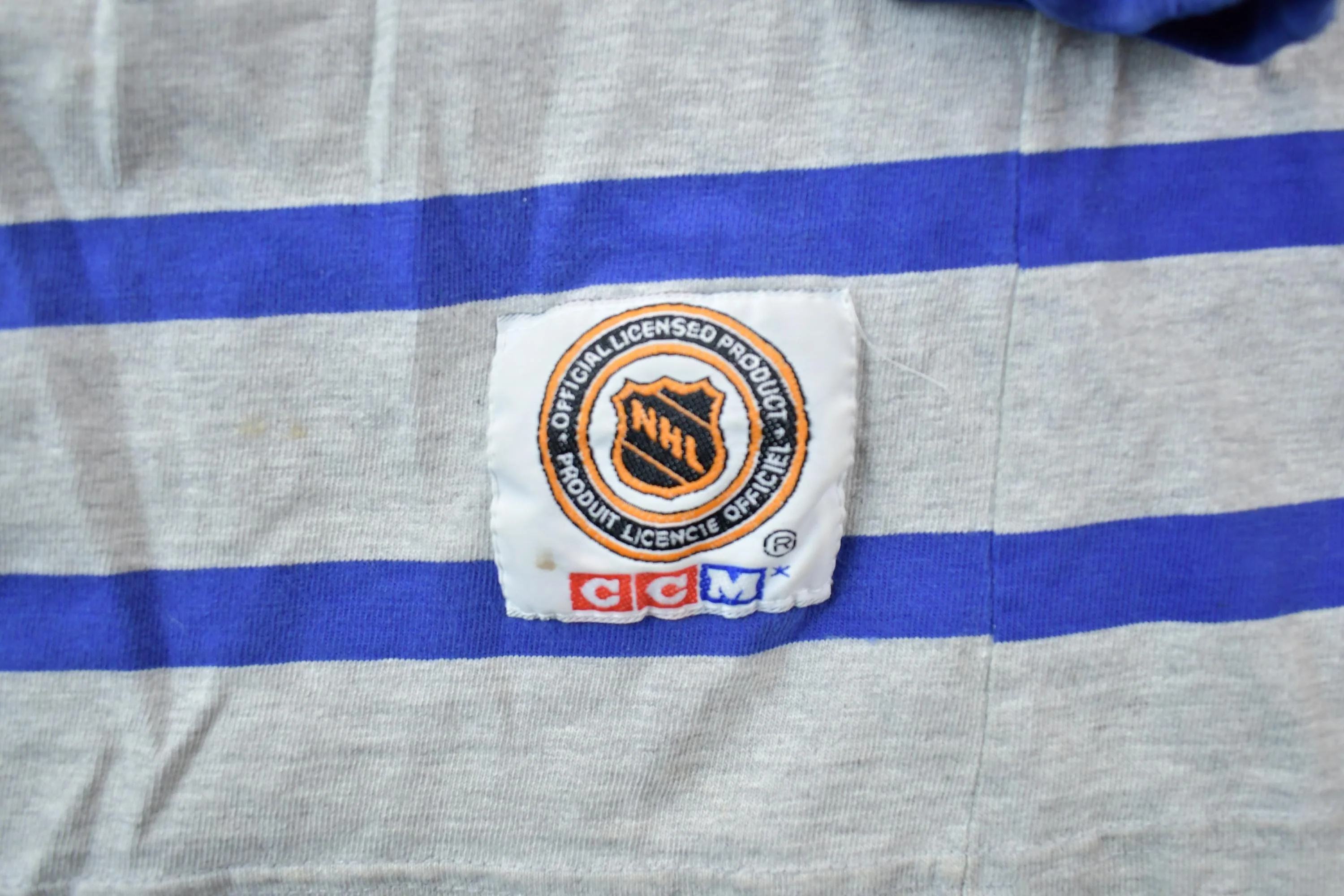 Vintage 1990s CCM Toronto Maple Leafs NHL Hockey Crewneck Sweatshirt Men's Large - Image 5
