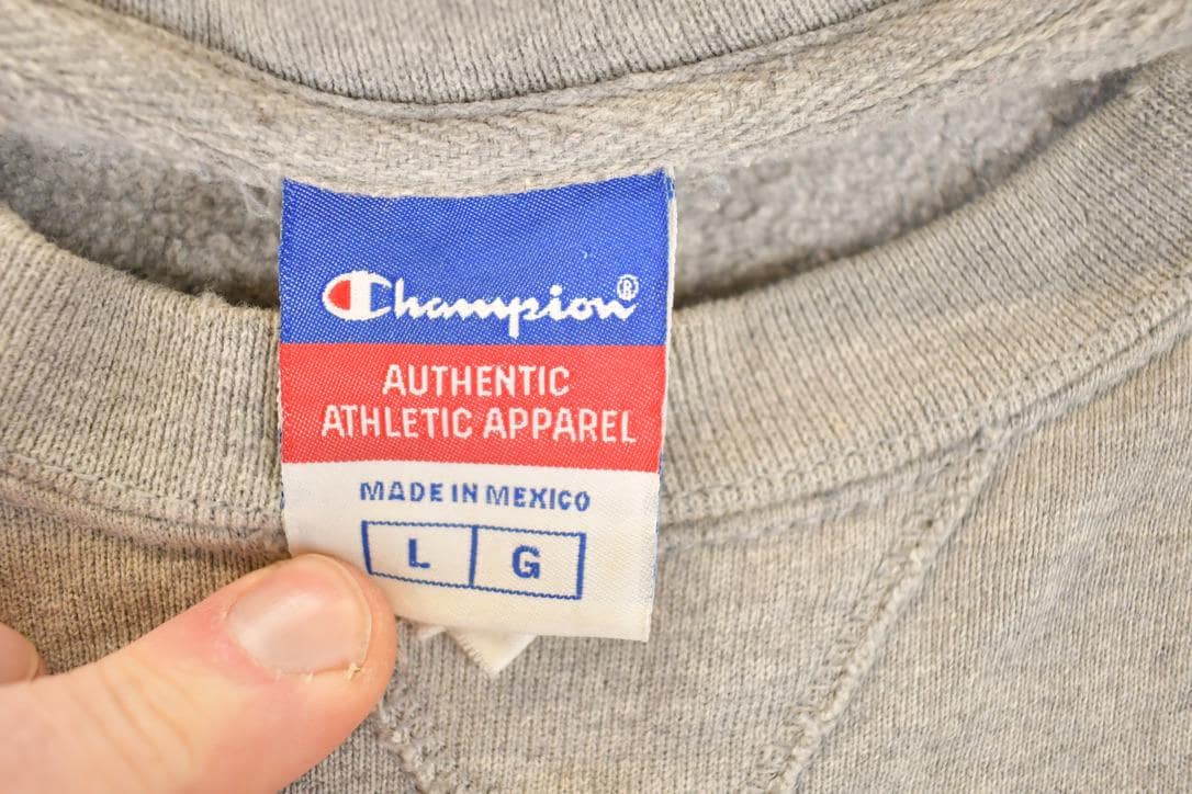 Vintage 1990s Champion Minnesota Vikings Embroidered NFL Crewneck Sweatshirt Men's L - Image 5
