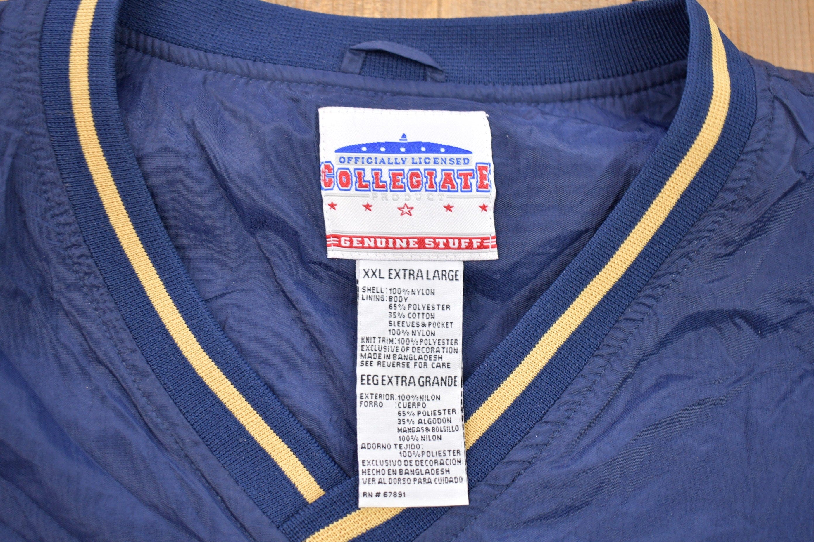 Vintage 1990s Champion Notre Dame Graphic Windbreaker Jacket Men's 2XL - Image 4