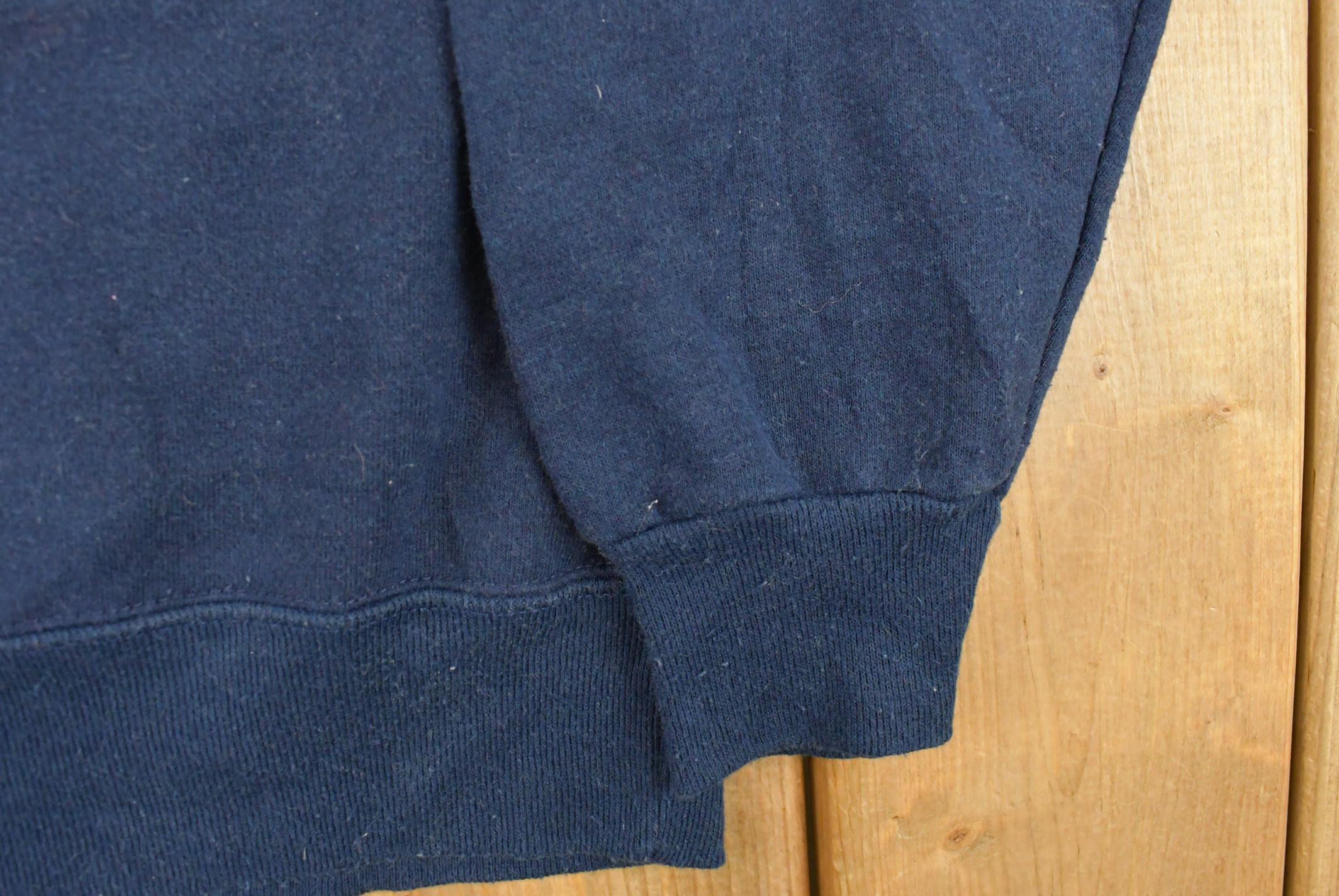 Vintage 1990s Champion Notre Dame University Collegiate Crewneck Sweatshirt Men's Medium - Image 4