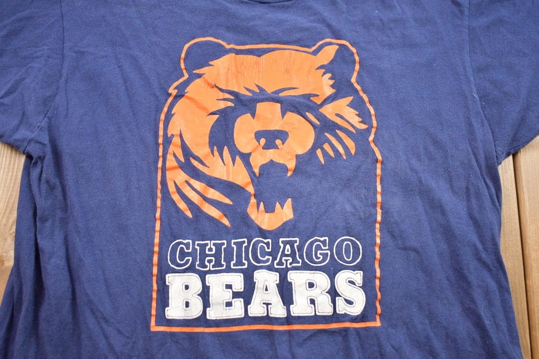 Vintage 1990s Chicago bears NFL Graphic T-Shirt Men's Medium - Image 3