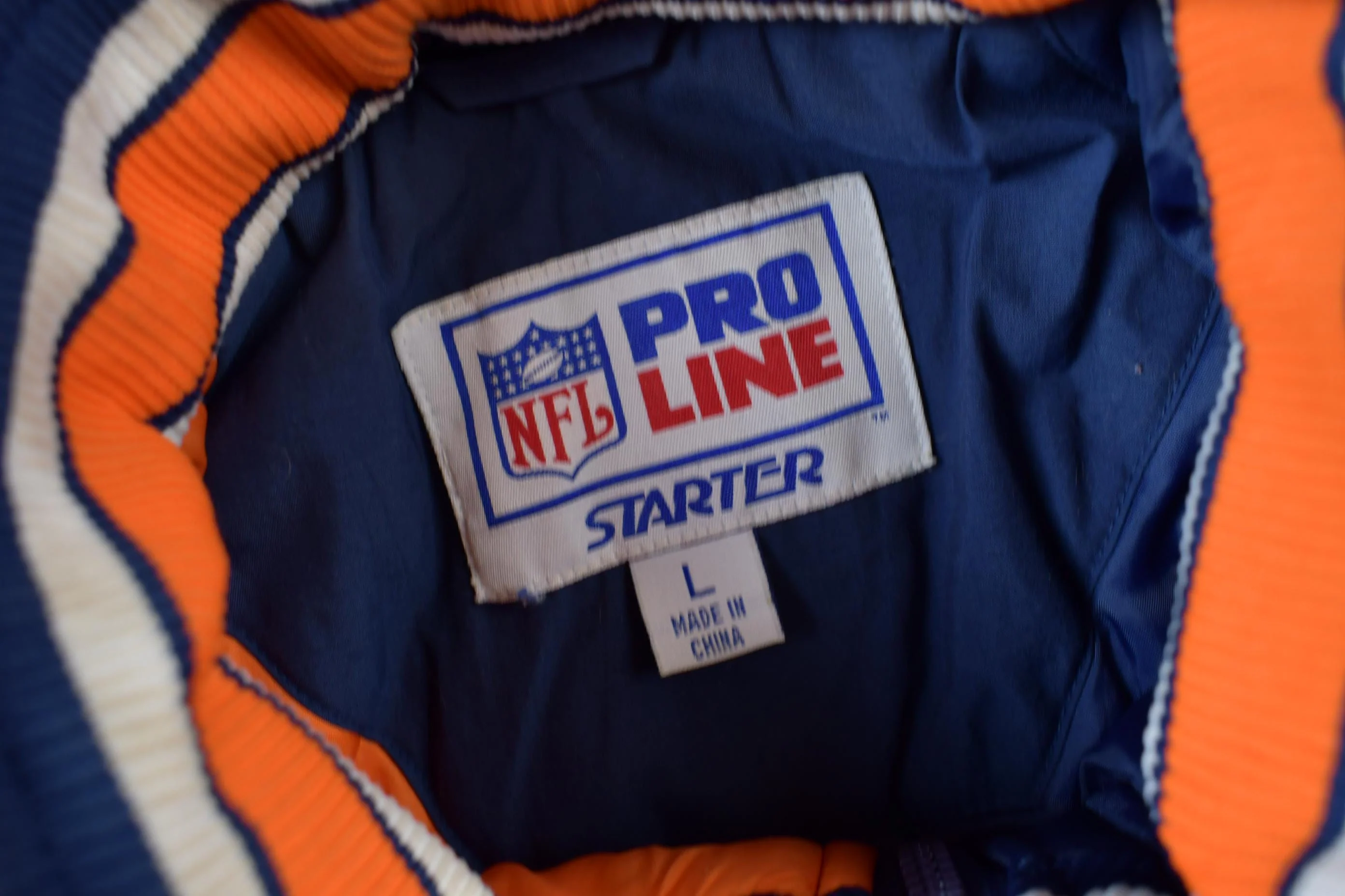 Vintage 1990s Chicago Bears NFL Pro Line Starter Jacket Men's Large - Image 6