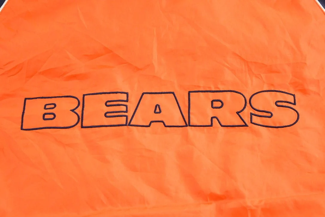 Vintage 1990s Chicago Bears NFL Windbreaker Jacket Men's XL - Image 4