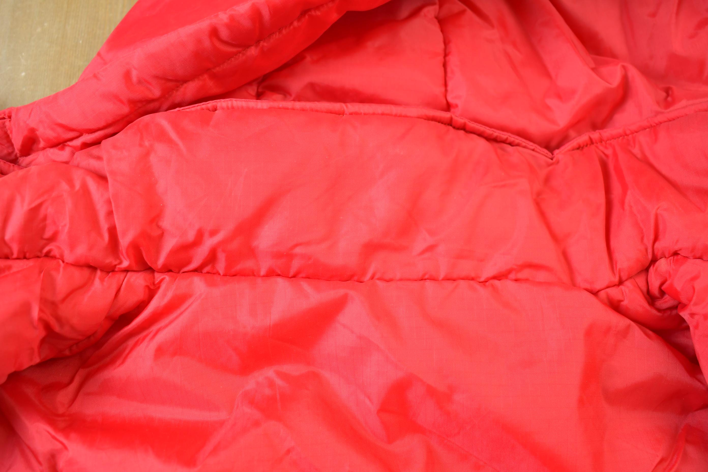 Vintage 1990s Chicago Blackhawks Reversible NHL Hockey Puffer Hooded Jacket - Image 8