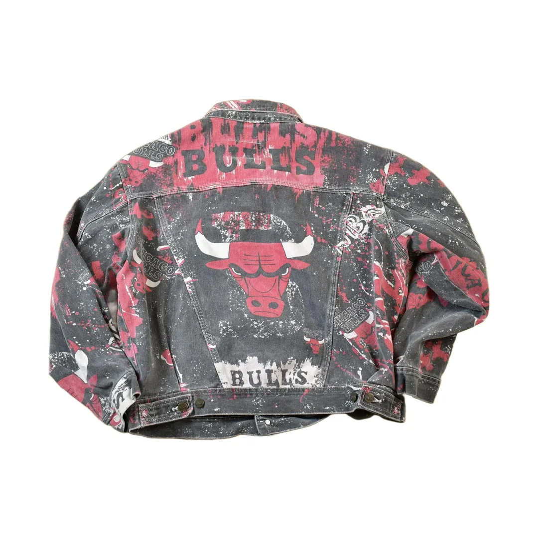 Vintage 1990s Chicago Bulls All Over Print NBA Basketball Boxy Fit Jean Jacket