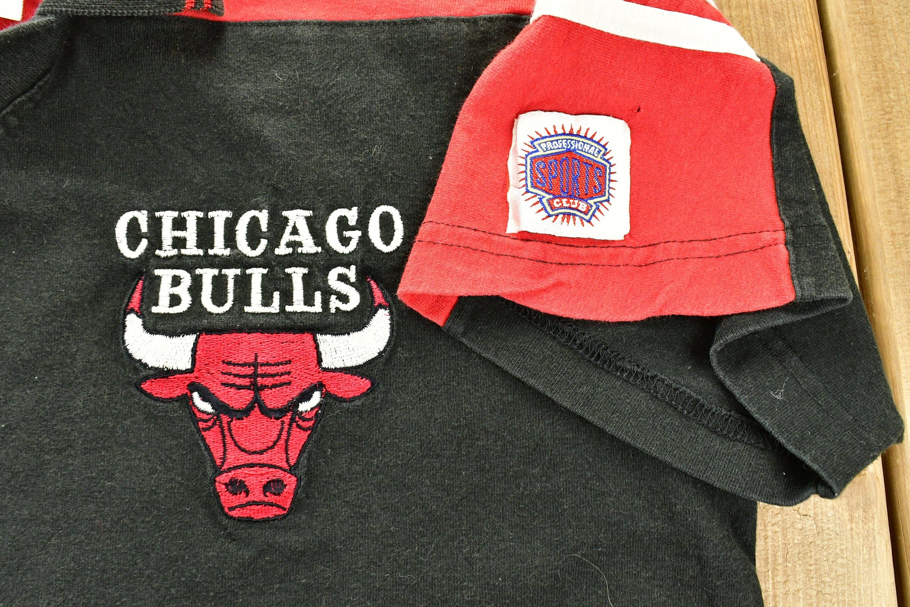 Vintage 1990s Chicago Bulls NBA Embroidered Polo T-shirt Youth L - Image 3