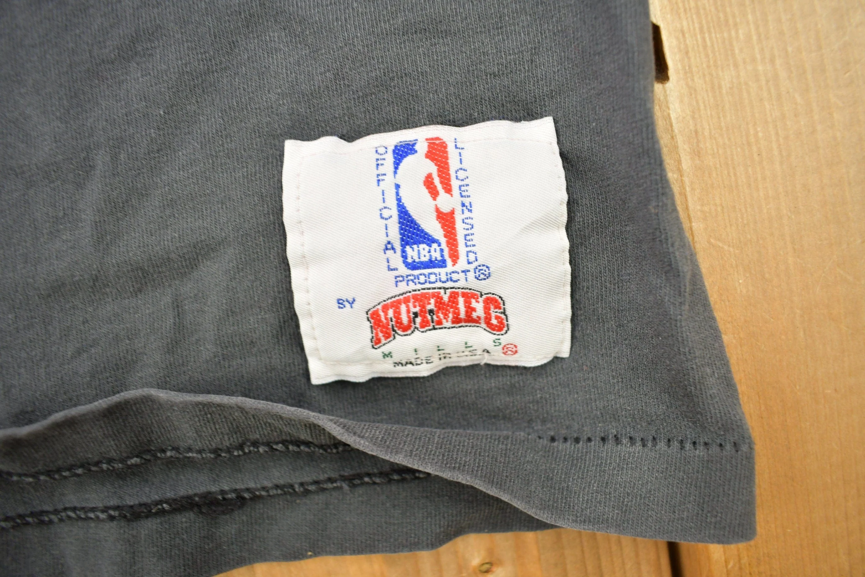 Vintage 1990s Chicago Bulls NBA Triple Threat Jordan Rodman Pippen Graphic T-Shirt Youth M - Image 4