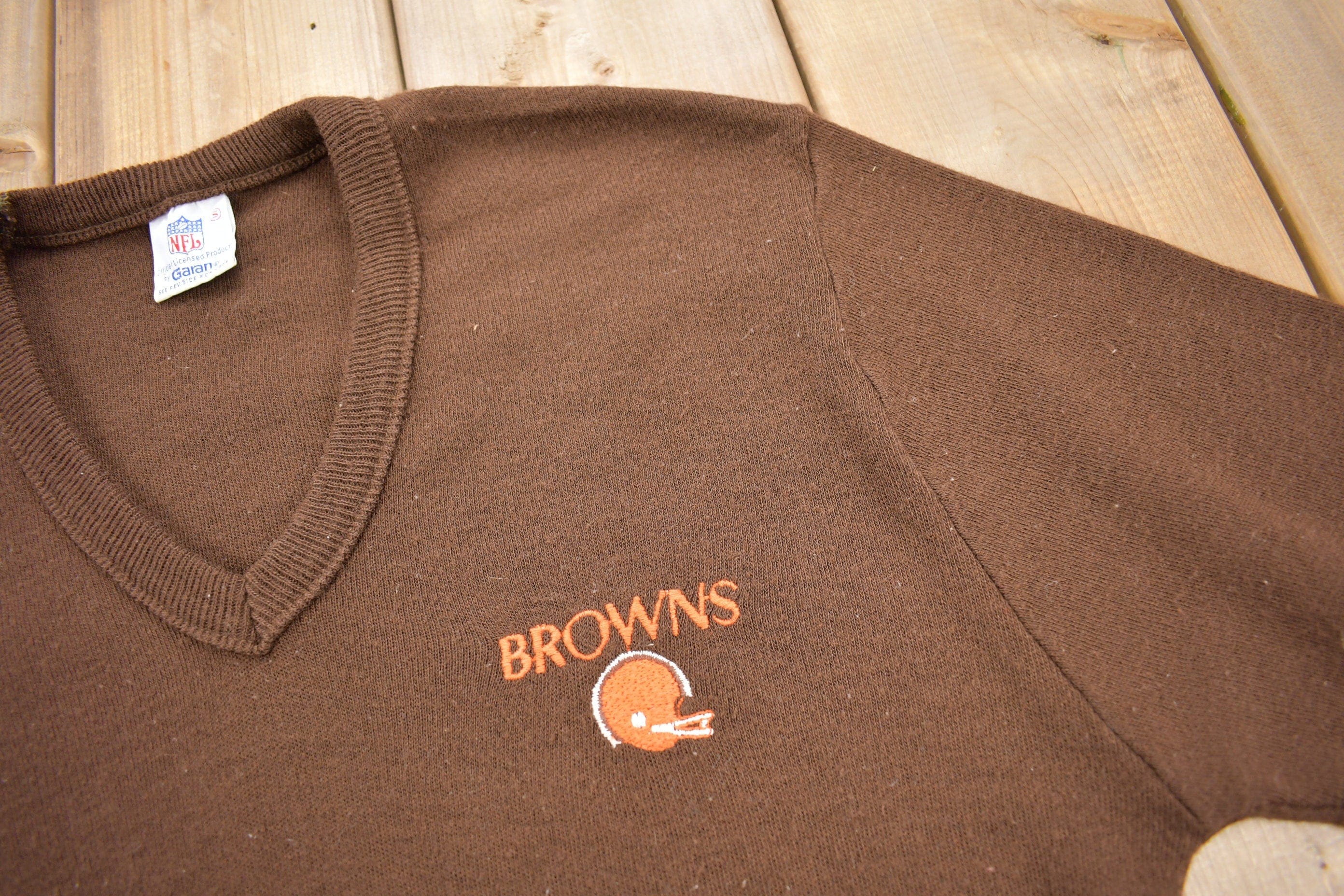 Vintage 1990s Cleveland Browns NFL Knit V Neck Sweater Men's M - Image 3