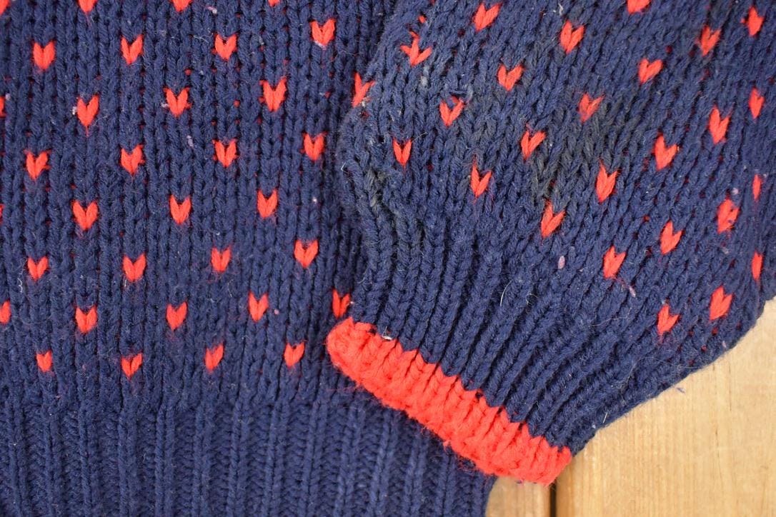 Vintage 1990s Club Sportif Mini Heart Knit Crewneck Sweater Women's Cropped L - Image 3