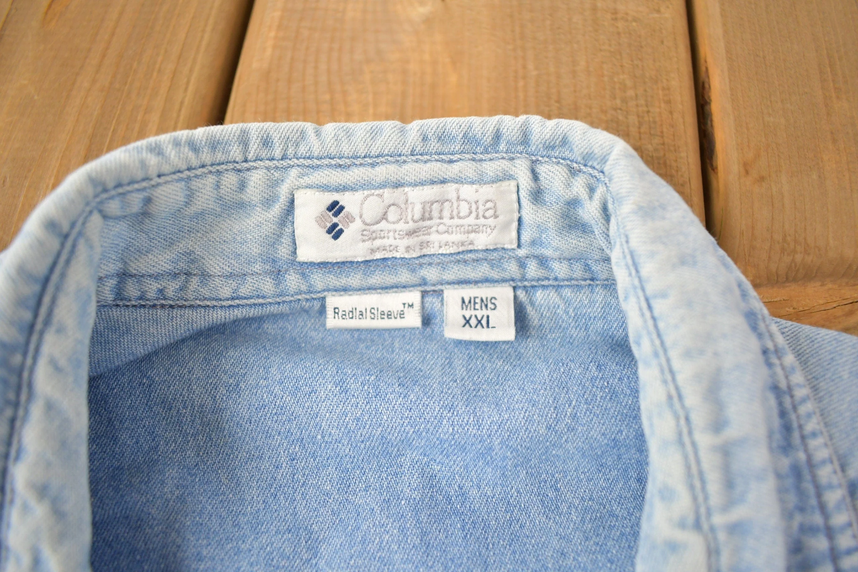Vintage 1990s Columbia Denim Button Up Shirt Men's 2XL - Image 4
