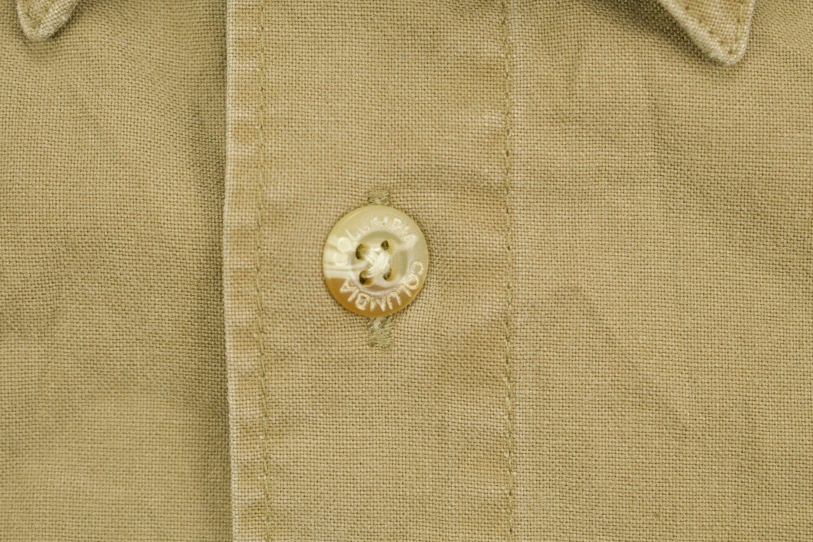 Vintage 1990s Columbia Green Khaki Button Up Shirt Men's XL - Image 6