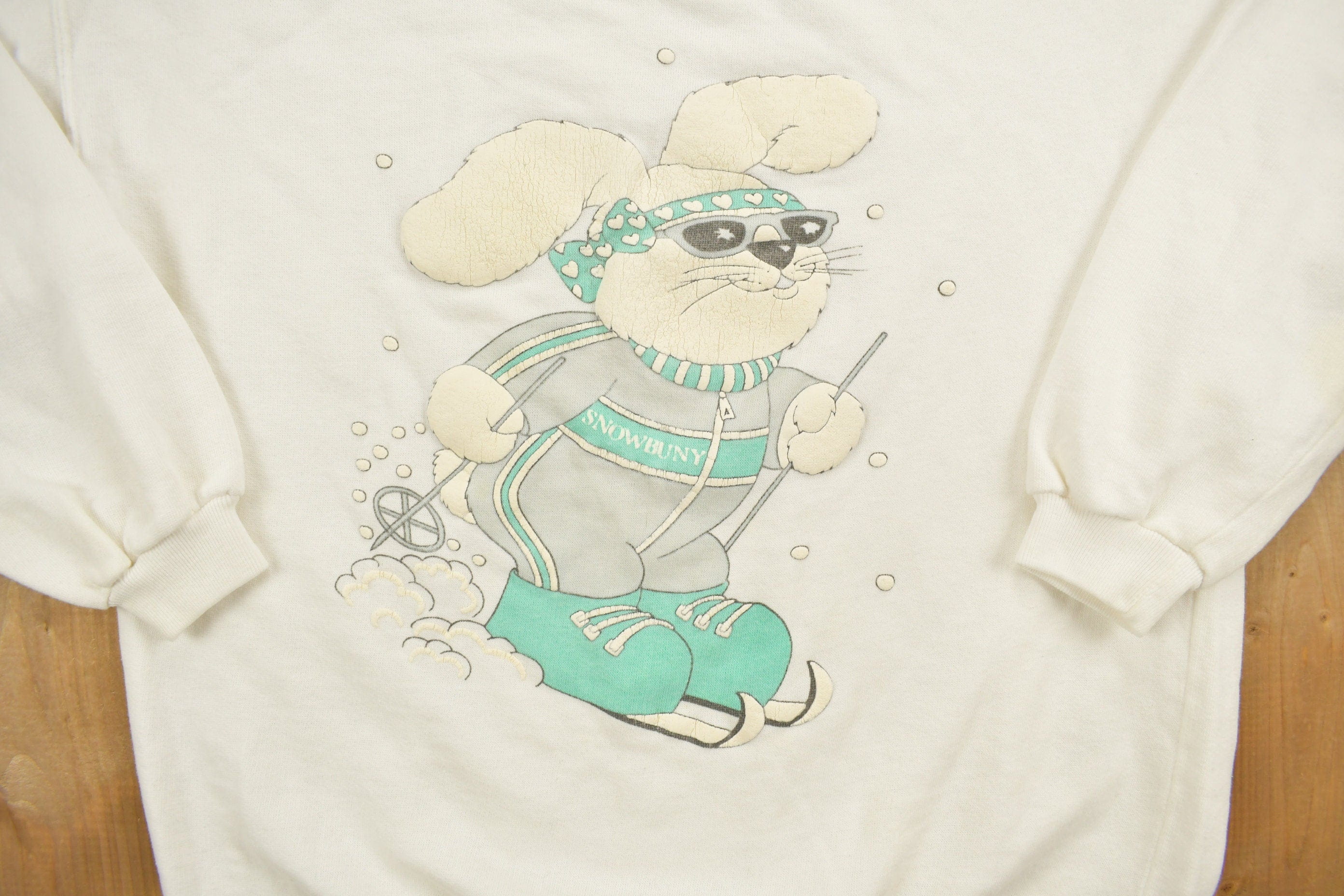 Vintage 1990s Cute Skiing Rabbit Crewneck Sweatshirt Women's Small - Image 3
