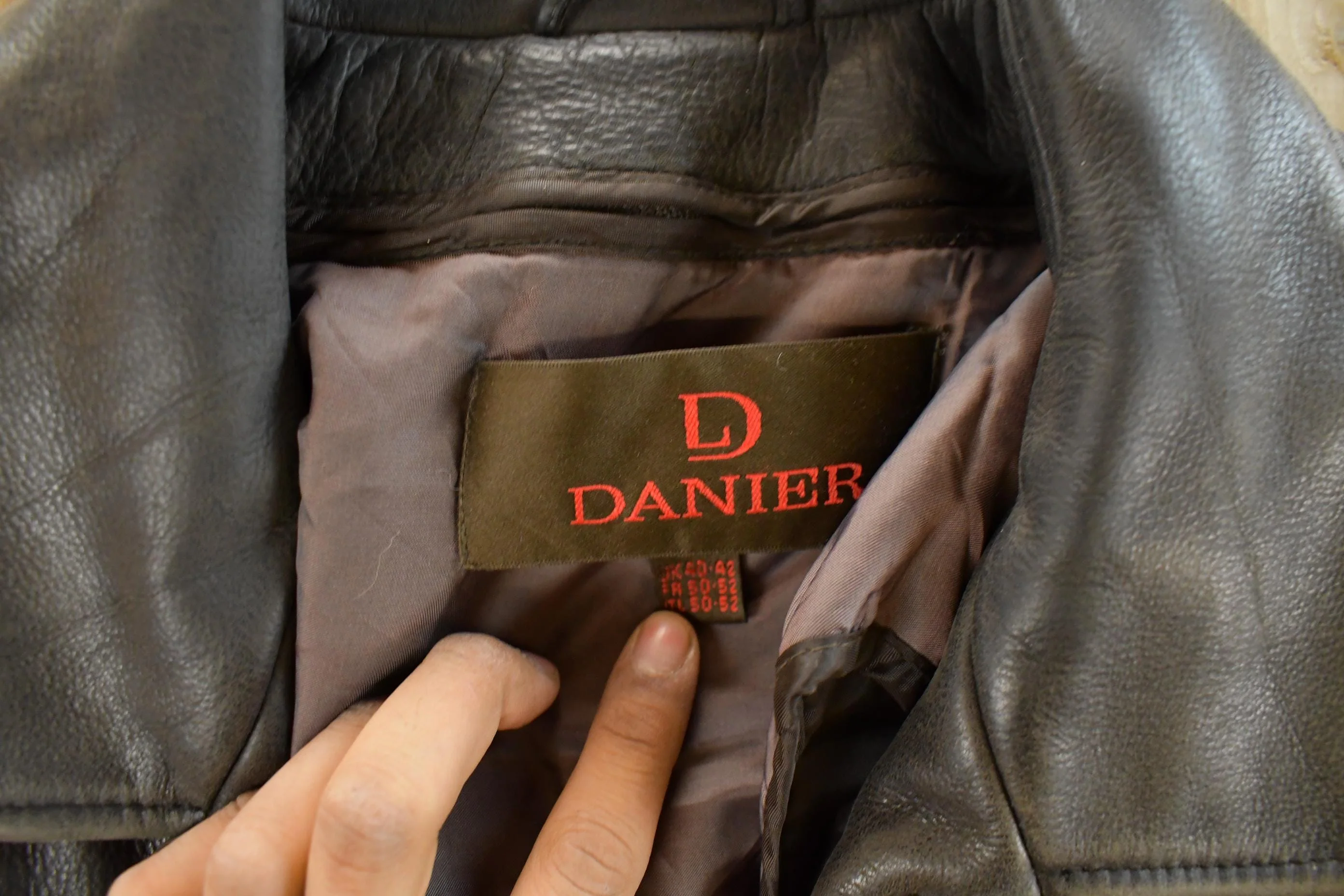 Vintage 1990s Danier Brown Leather Jacket Men's Large - Image 4