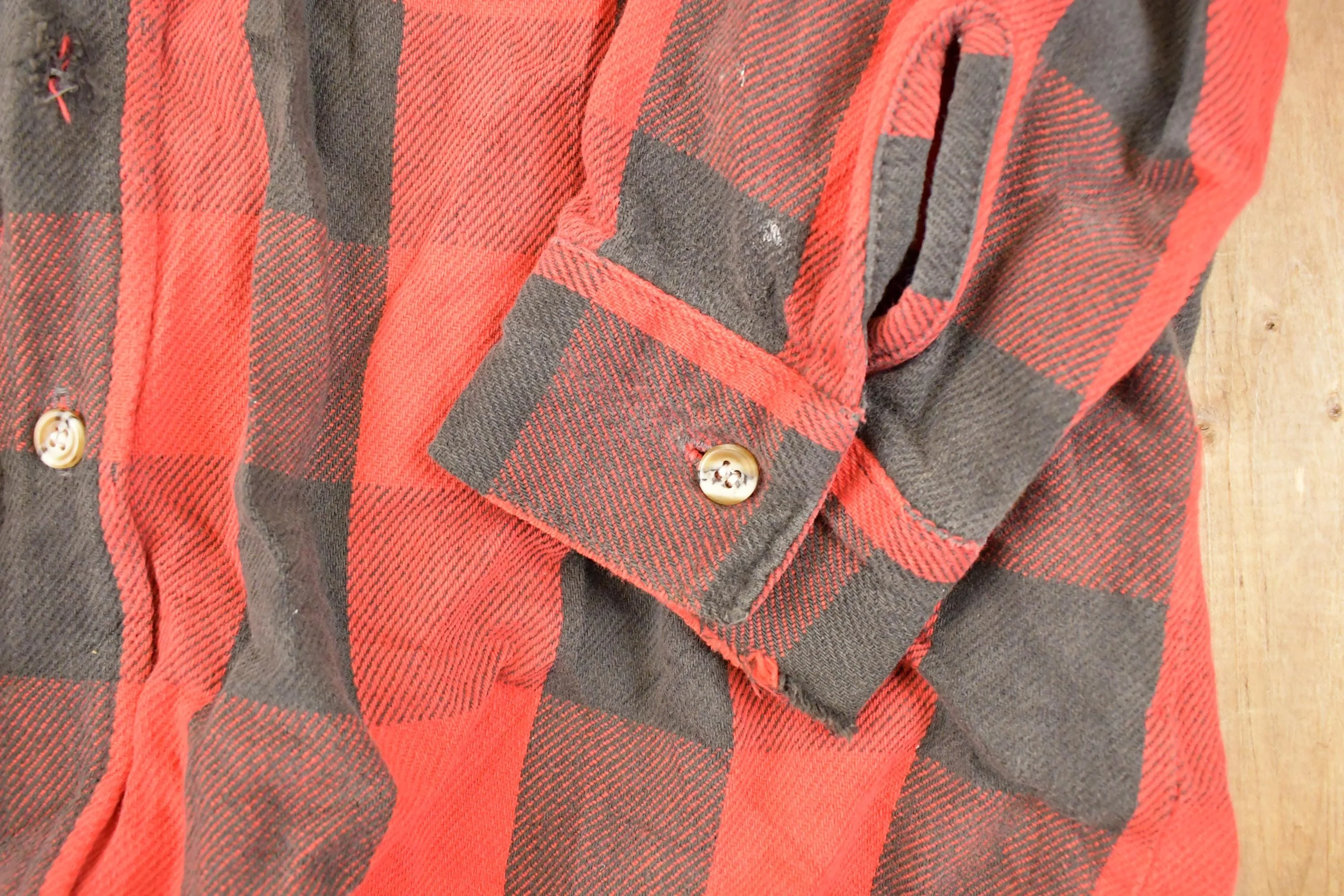 Vintage 1990s Dee Cee Plaid Button Up Shirt Men's L - Image 3