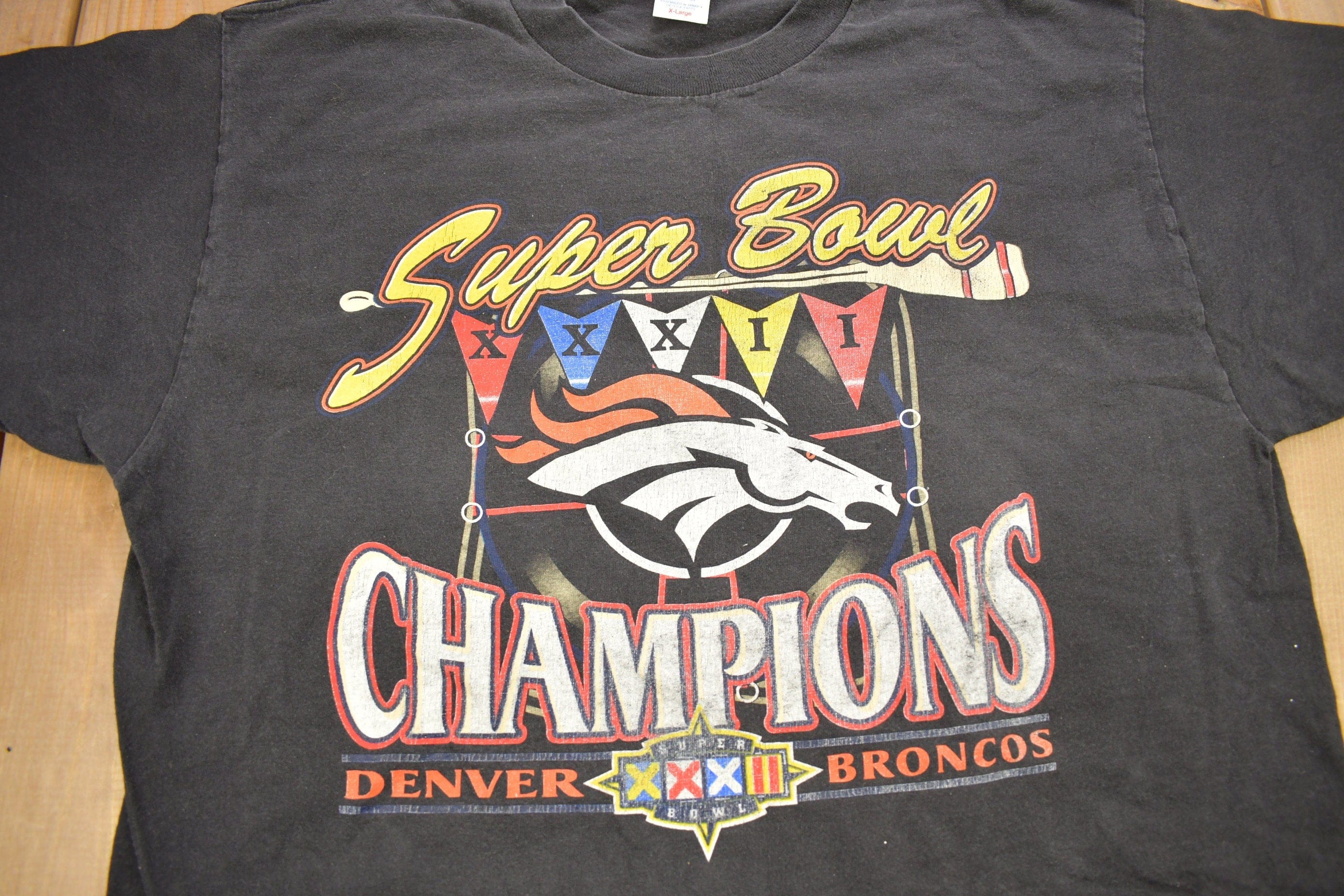 Vintage 1990s Denver Broncos Embroidered NFL Logo Athletic Graphic T-Shirt Men's XL - Image 3