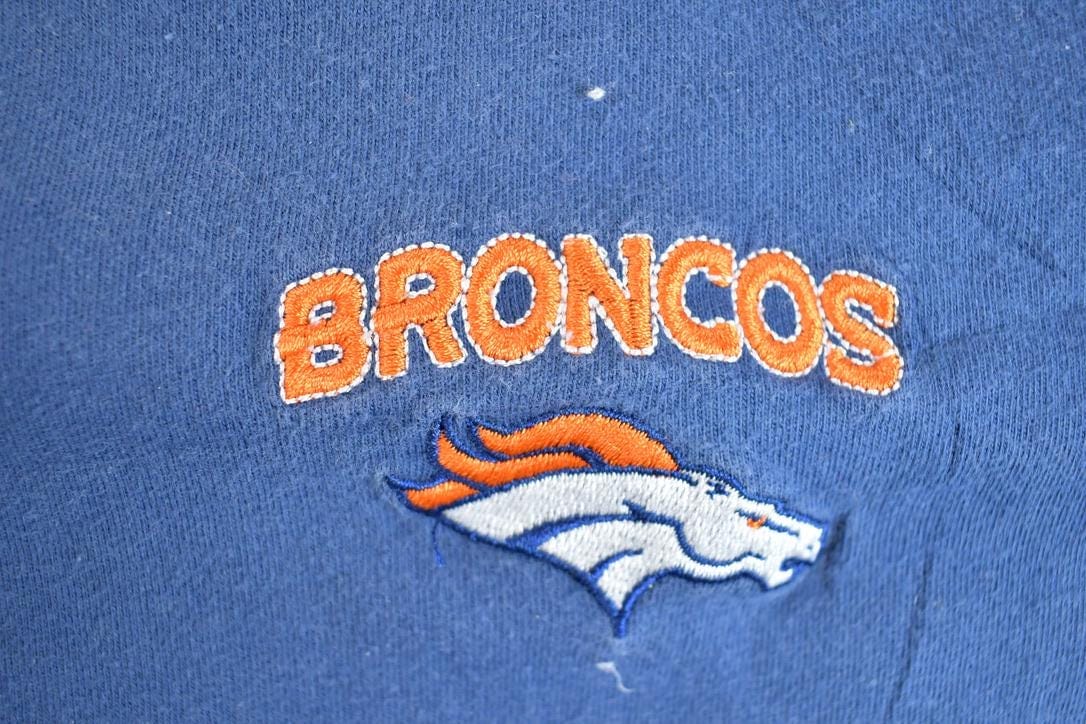 Vintage 1990s Denver Broncos NFL Graphic T-Shirt Men's XL - Image 4